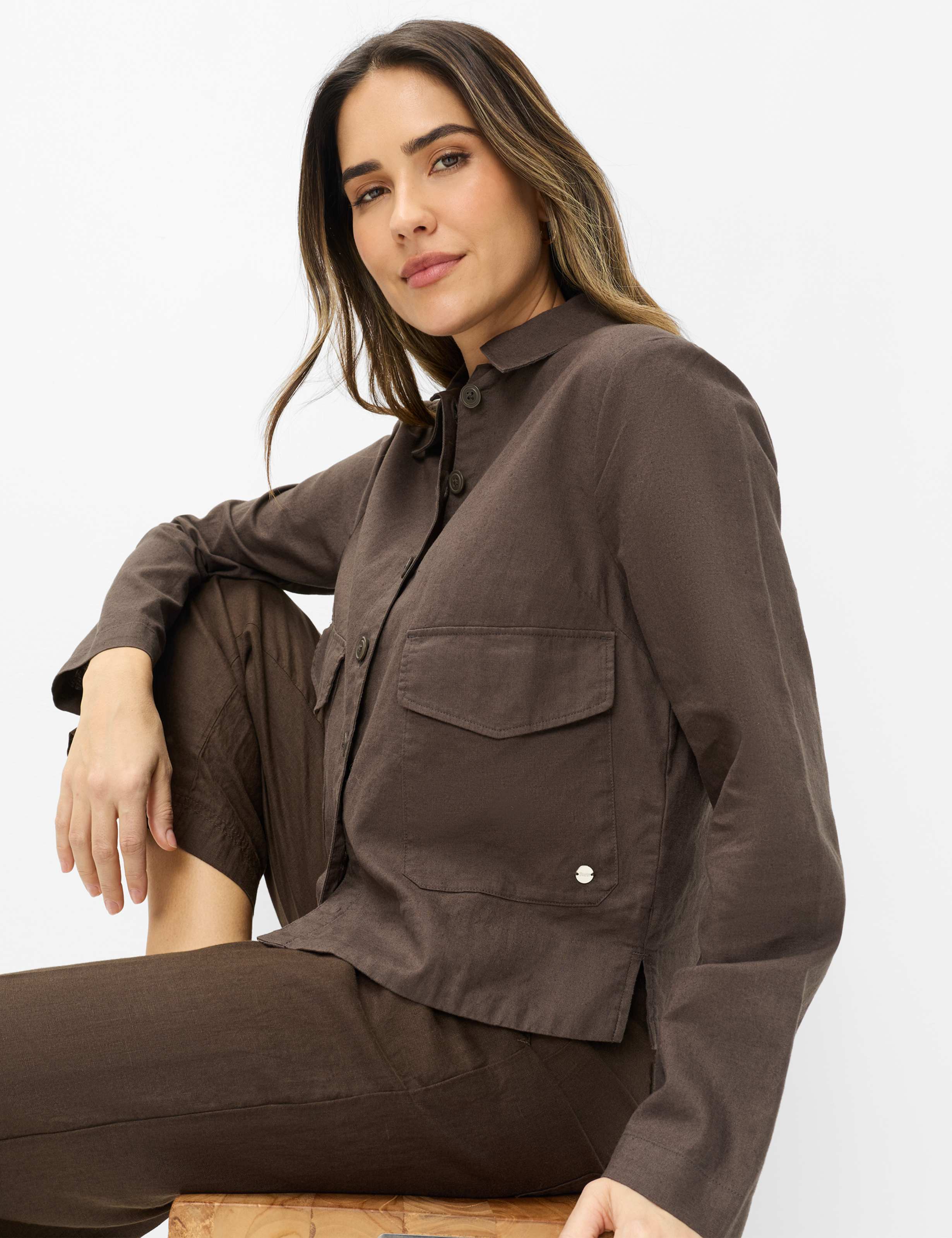 Femme Style VEGA Marron Foncé  Détail 1