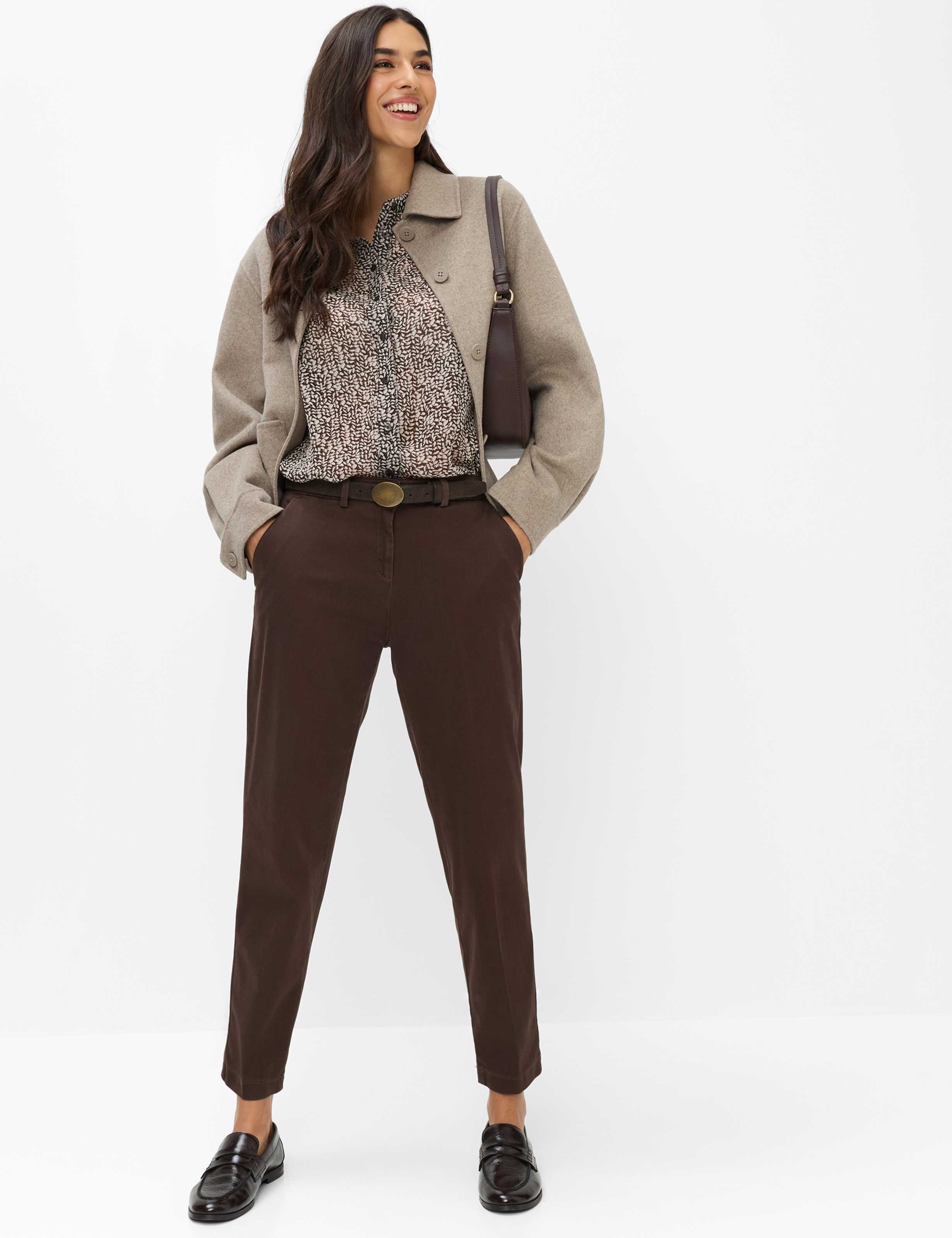 Dames Style MARON S Donkerbruin Regular Fit Model outfit
