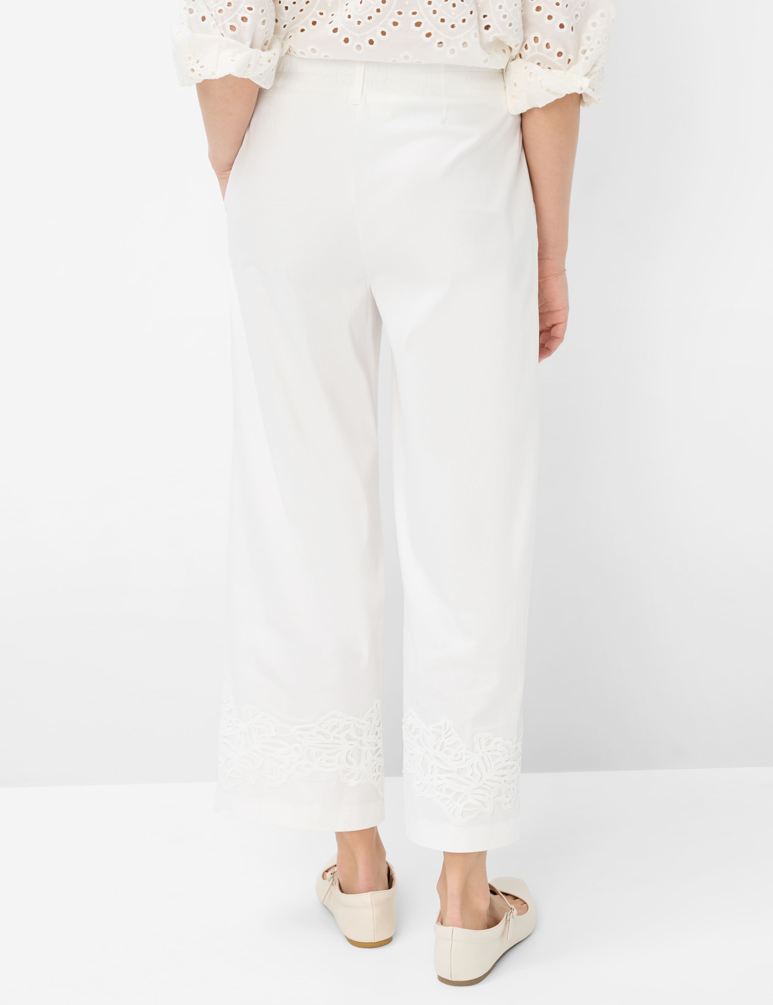 Damen Style MAINE S Cremeweiß Wide Leg Model Rueck