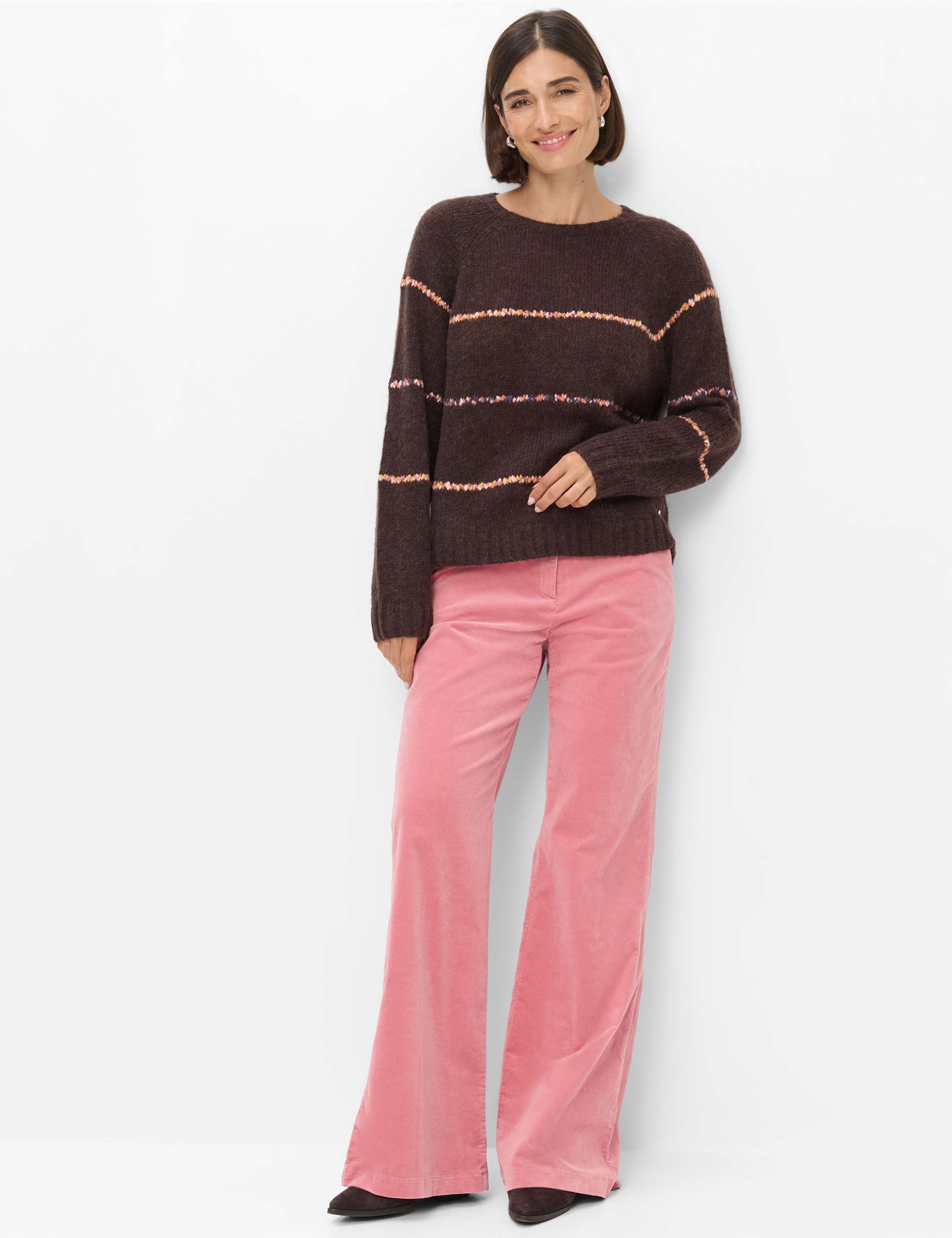 Femme Style LIZ Marron Foncé  Tenue du mannequin