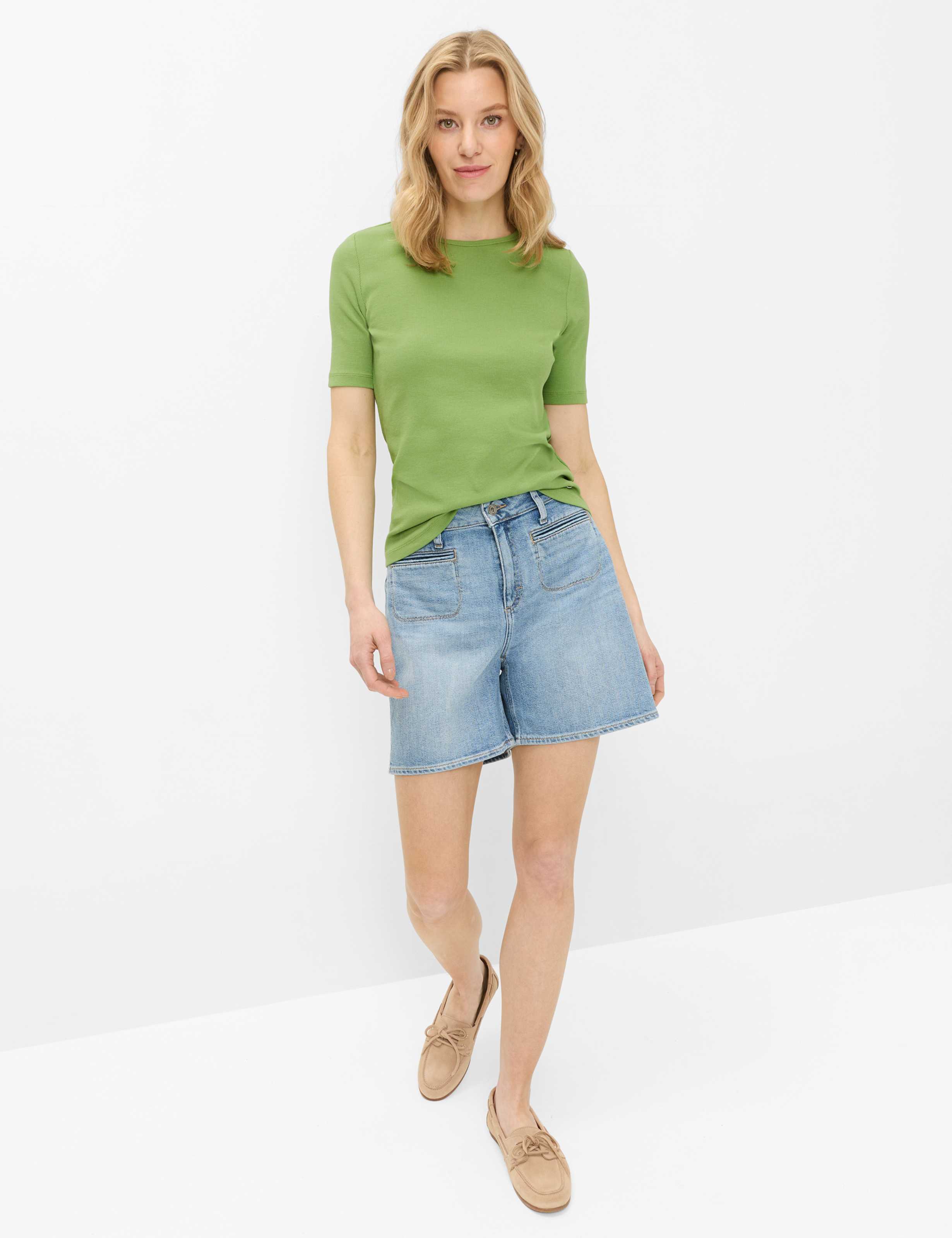 Femme Style CARINA S Vert  Tenue du mannequin