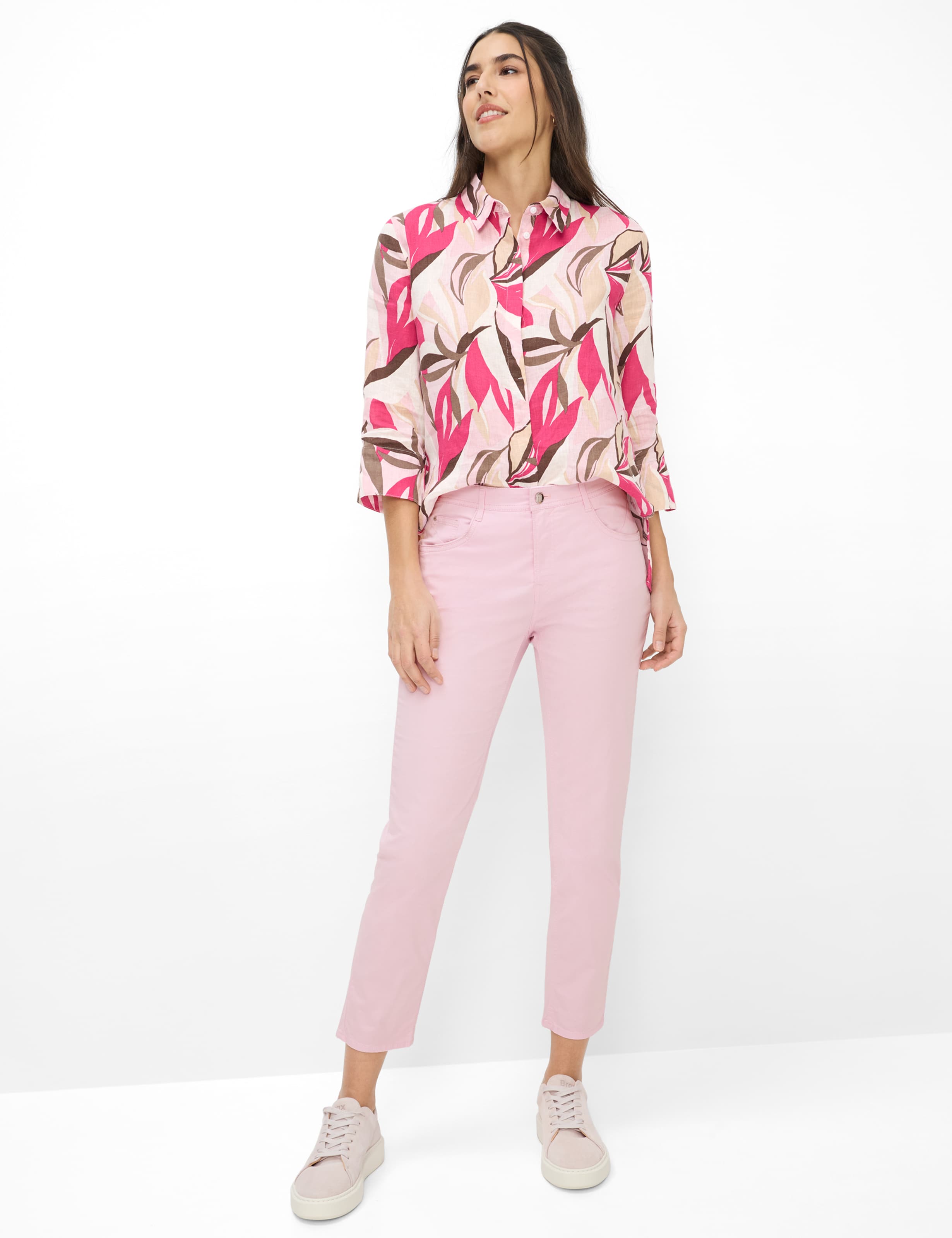 Damen Style CAROLA S Rosa Feminine Fit Model Outfit