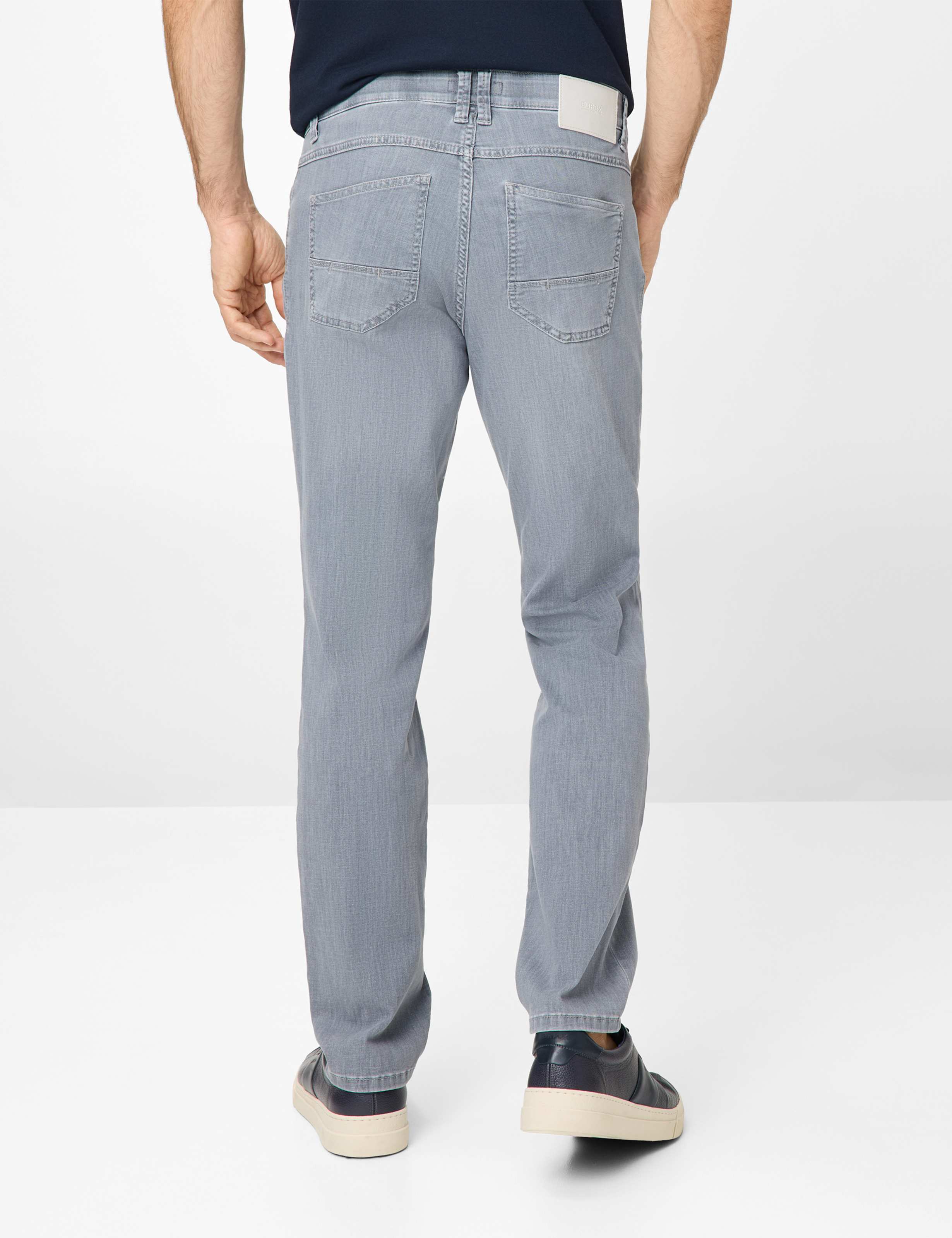 Herren Style LUKE Denim Hellgrau Regular Fit Model Rueck