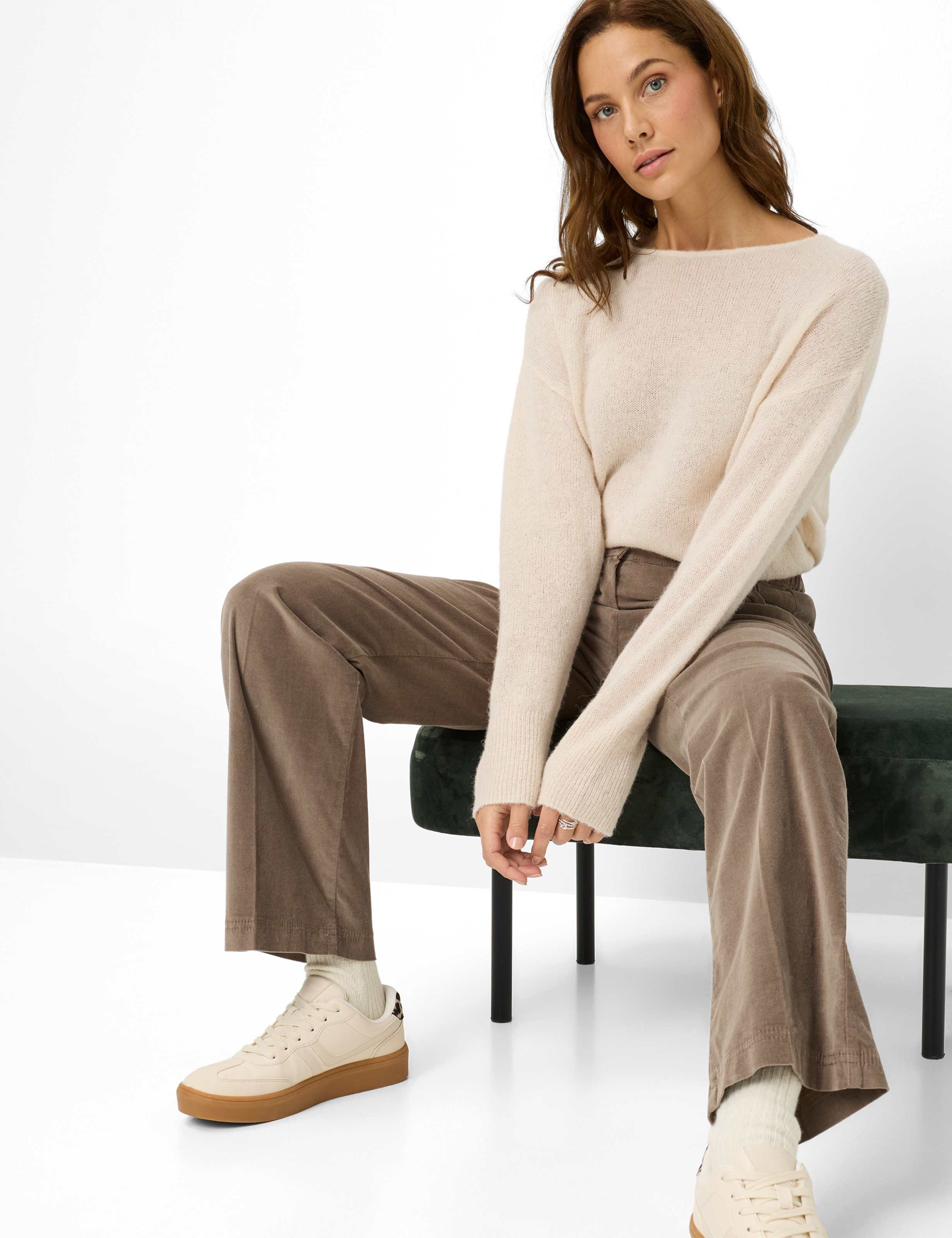 Femme Style PEGGY FLARED Marron Slim Fit Détail 1