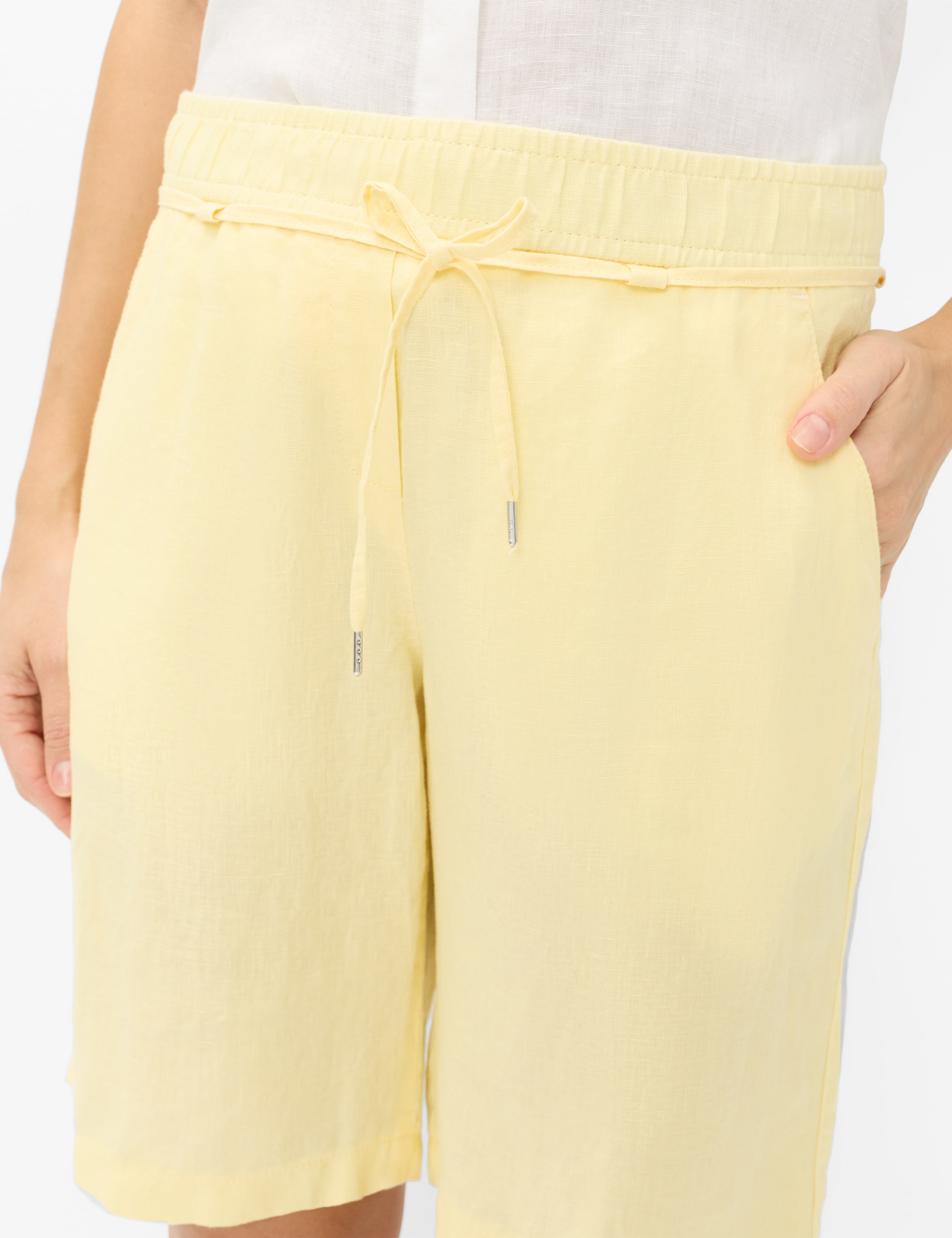Women Style MEL B Light Yellow Relaxed Fit Detail 2