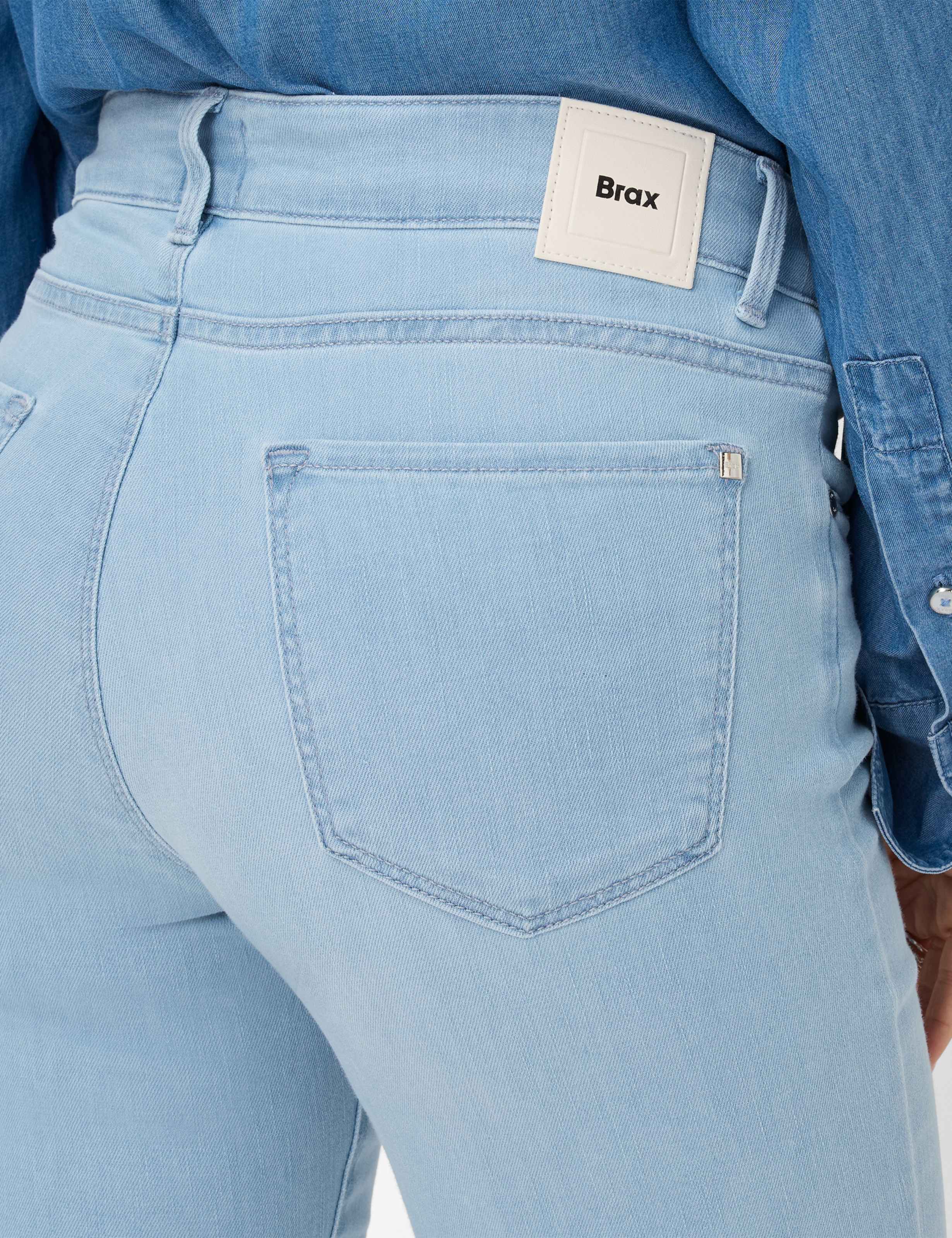Women Style SHAKIRA S Denim Blue Slim Fit Detail 2
