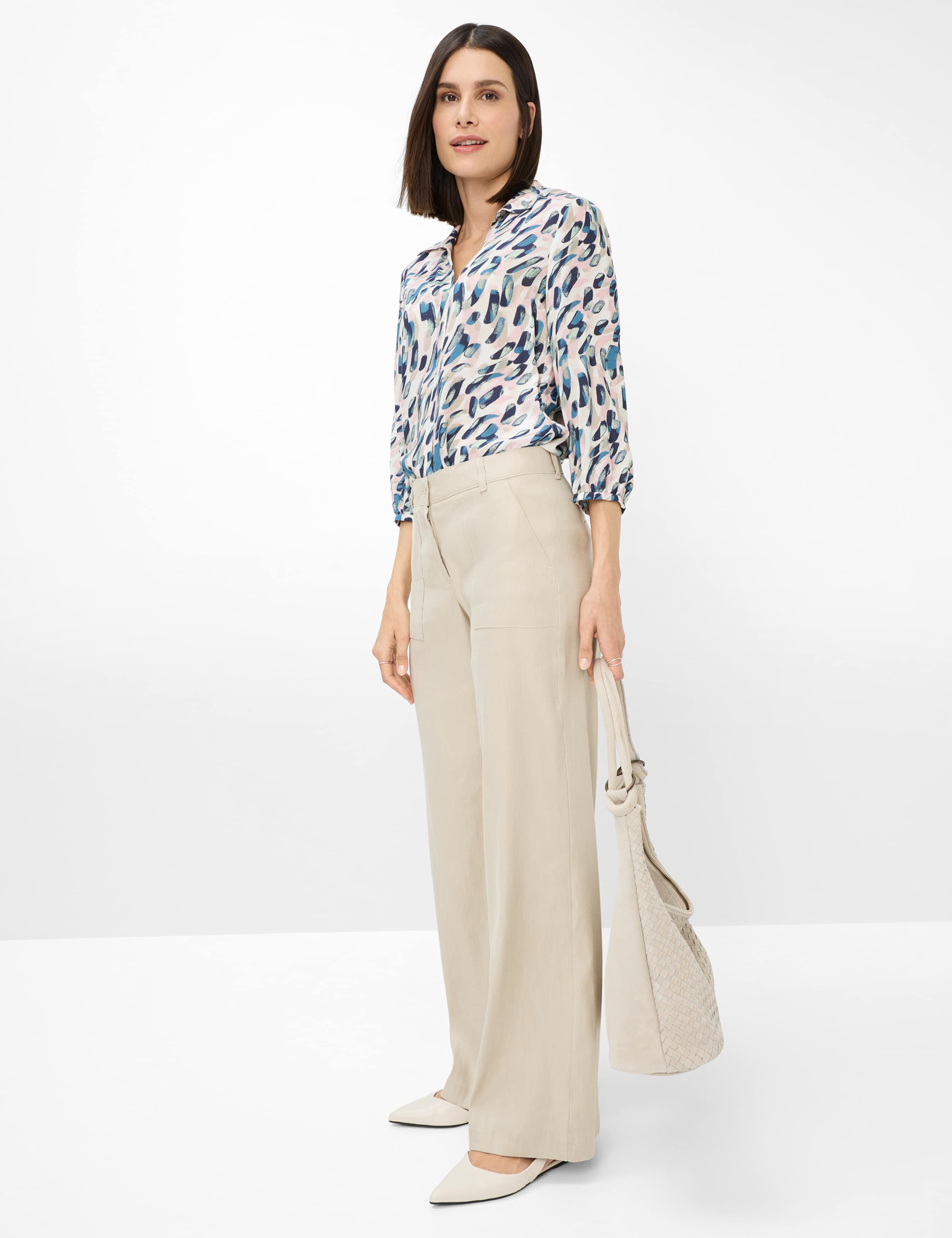 Damen Style MAINE Hellbeige Wide Leg Model Outfit