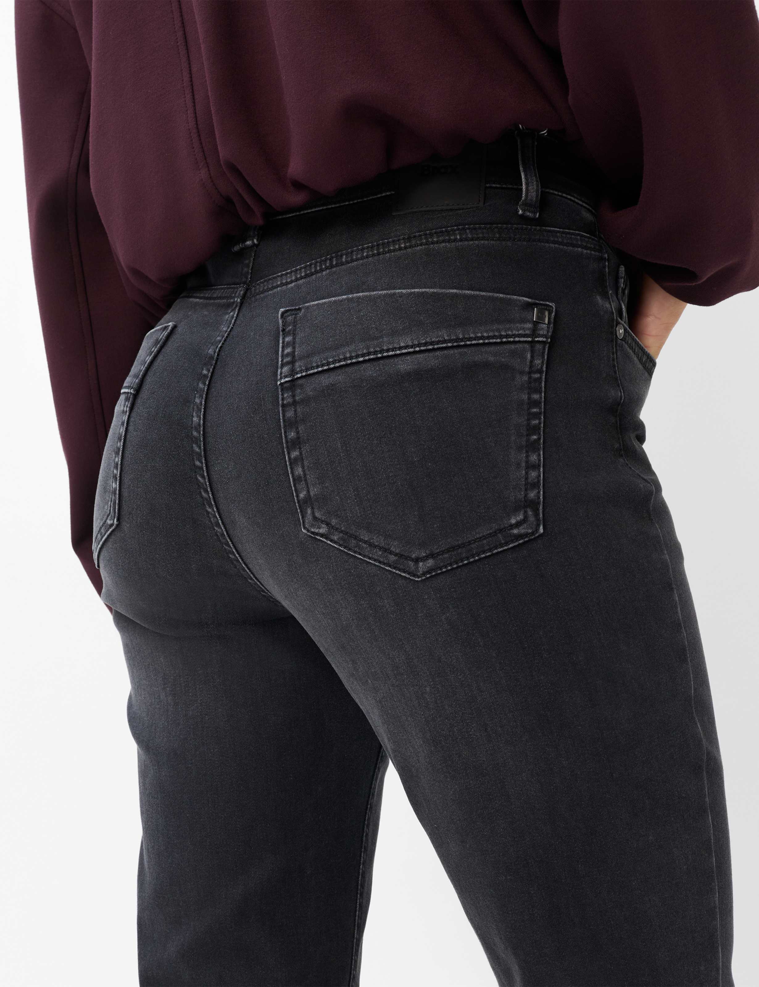 Femme Style CAROLA Denim Gris Foncé Feminine Fit Détail 2