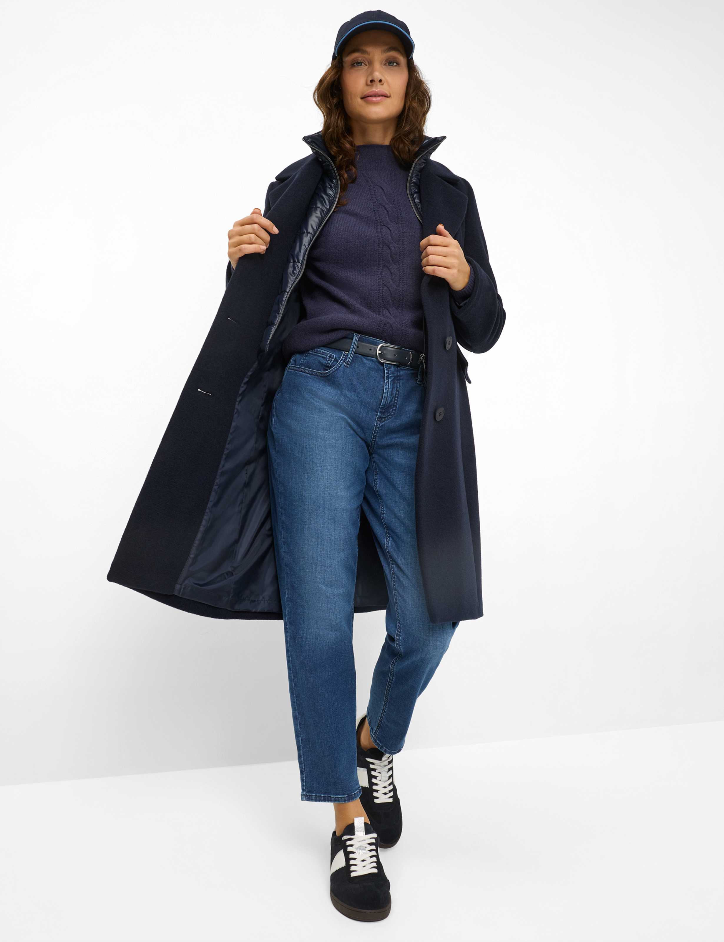 Dames Style MILANO Donkerblauw  Model outfit