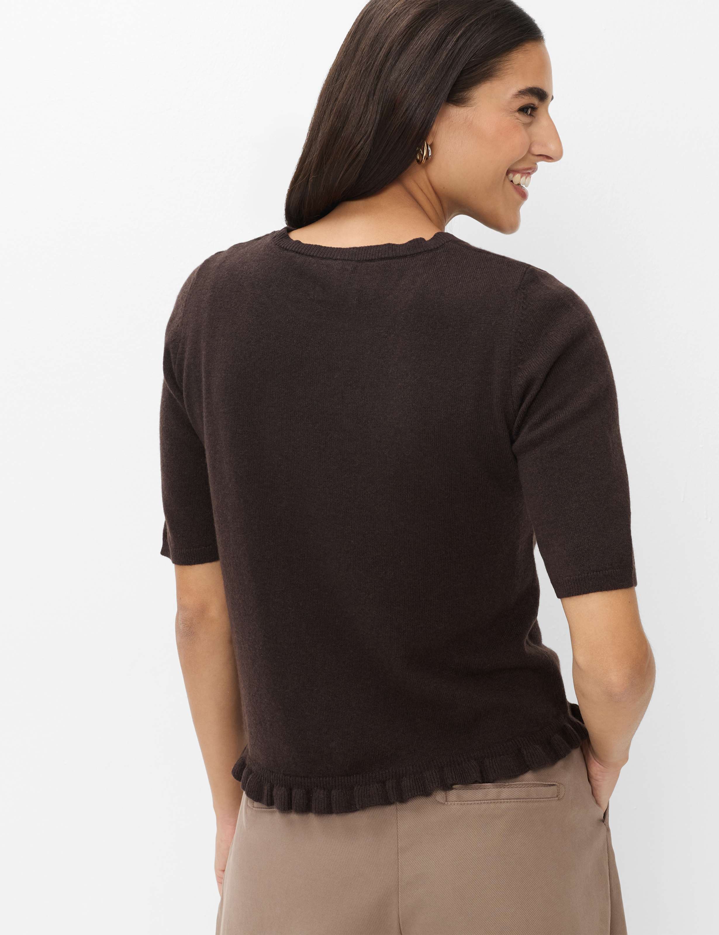 Damen Style NINA Dunkelbraun  Model Rueck