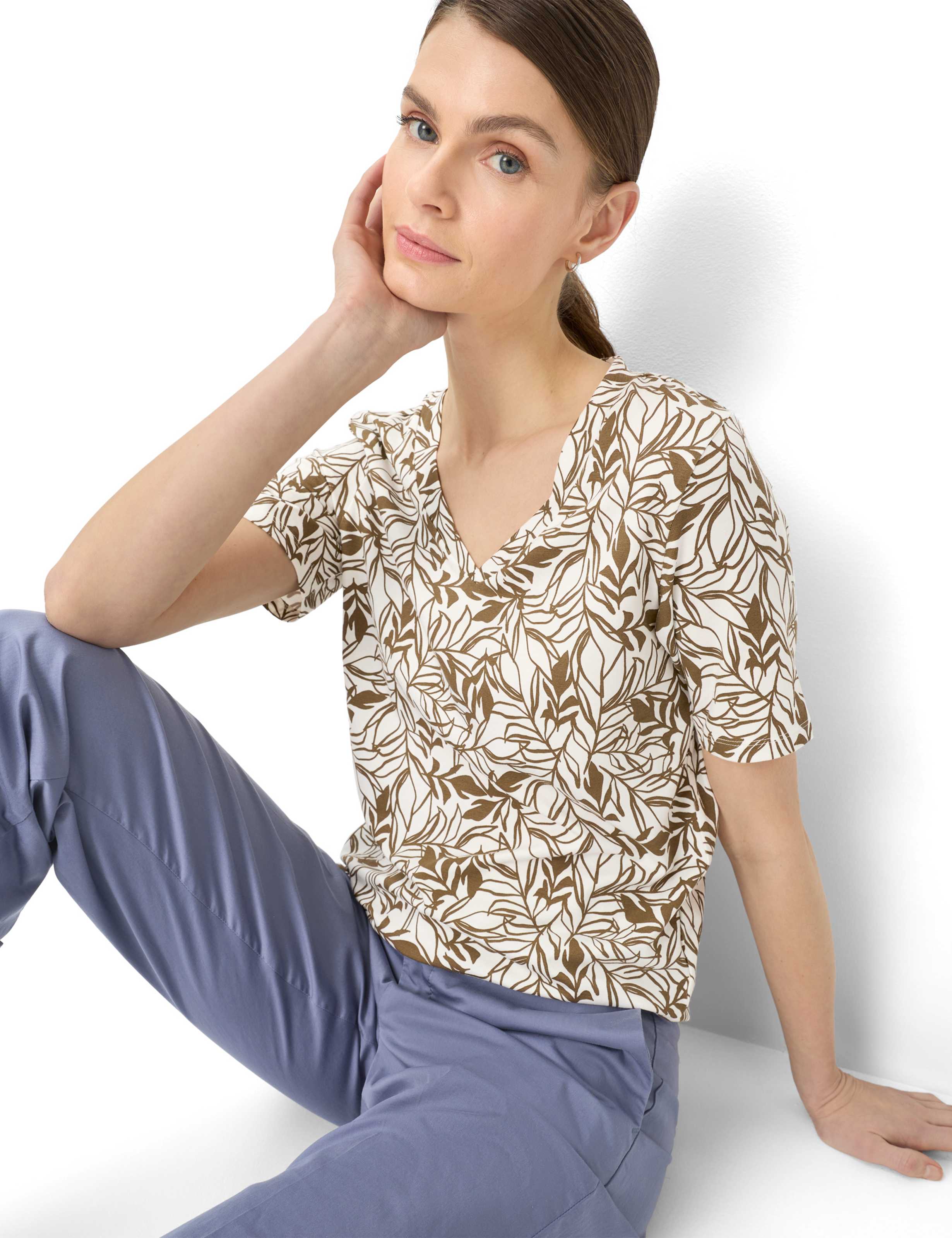 Femme Style CARINA S Marron Foncé  Détail 1