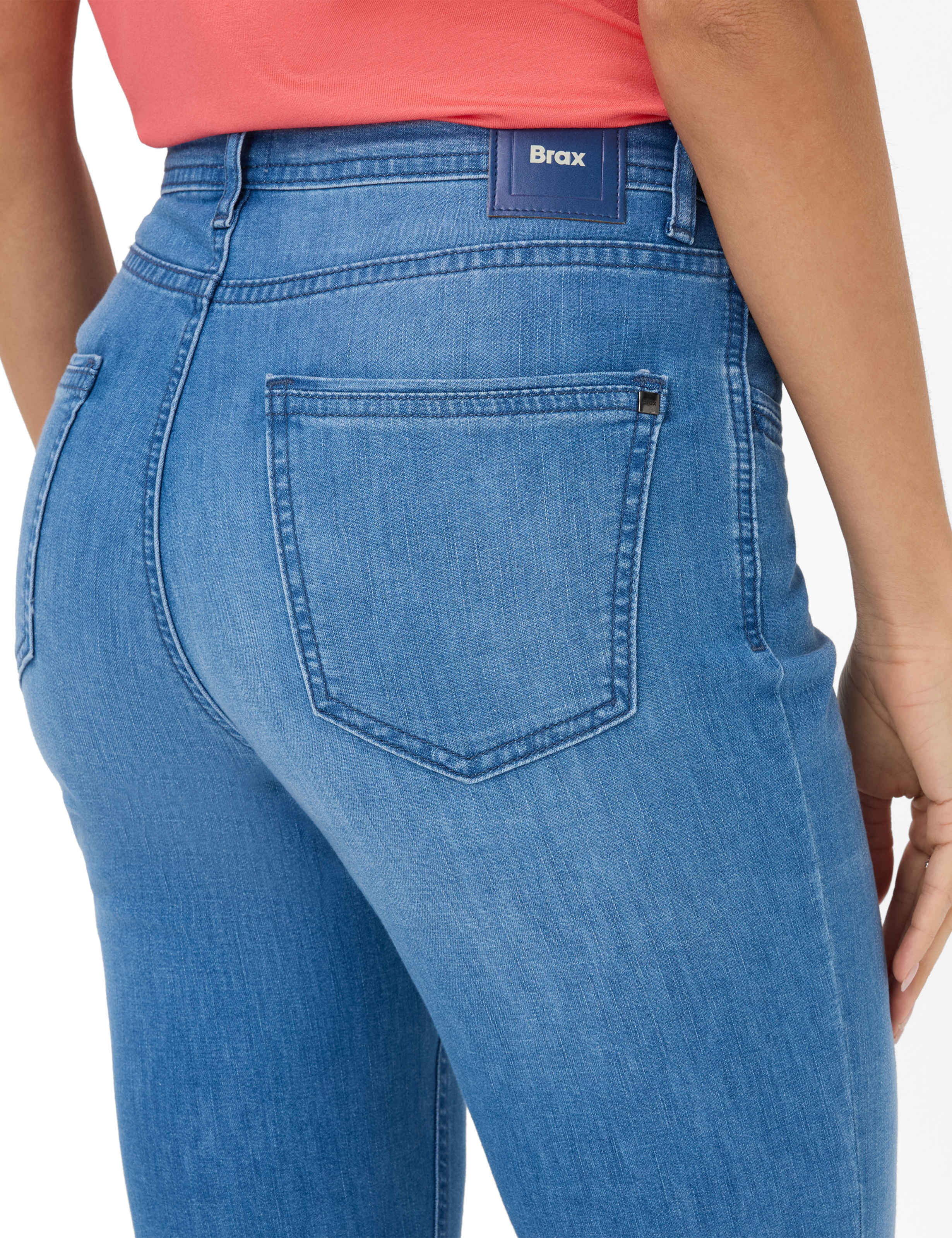Women Style MARY Denim Blue Regular Fit Detail 2