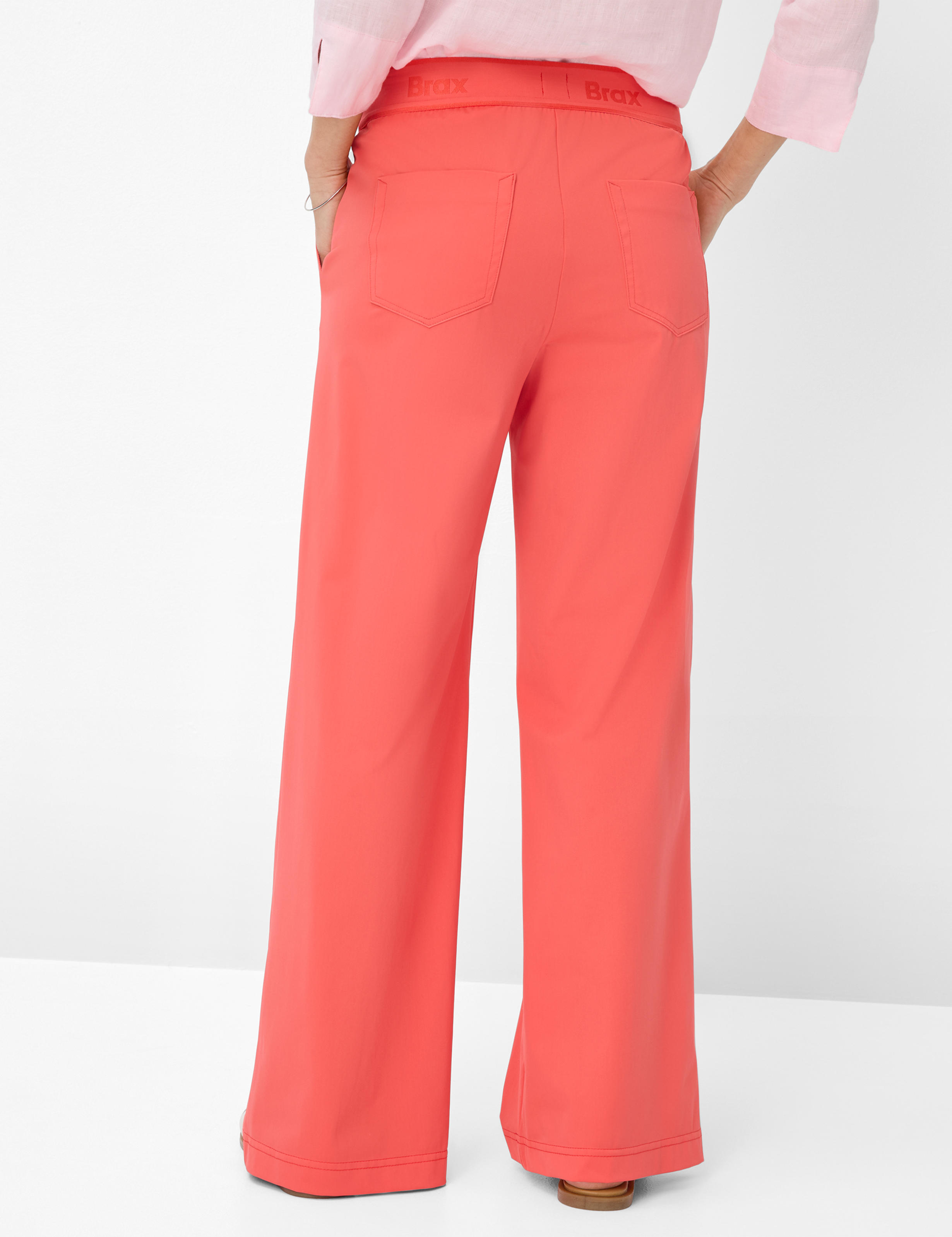 Women Style MAINE Red Wide Leg Model back
