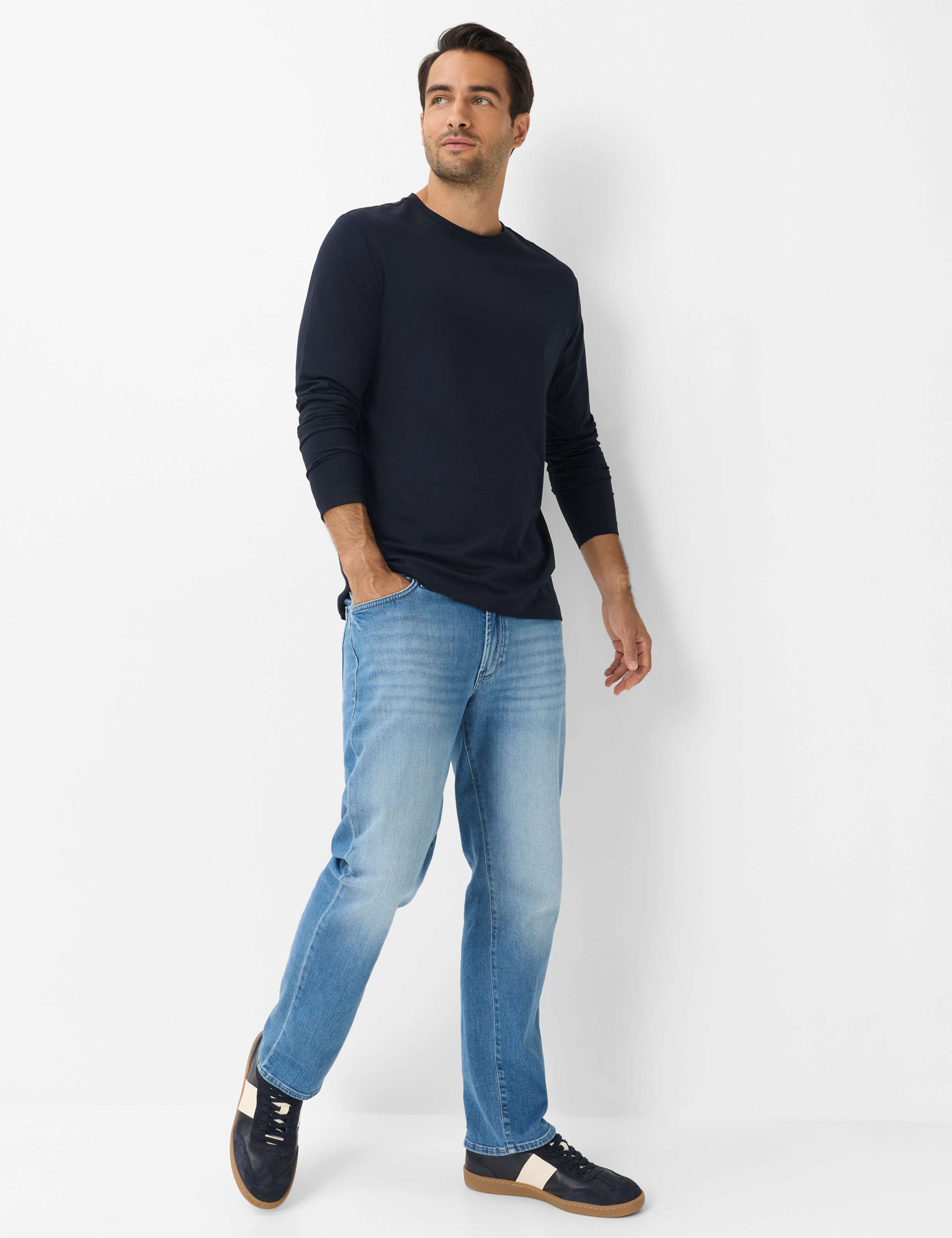 Herre Style TIMON Mørkeblå  Model Outfit