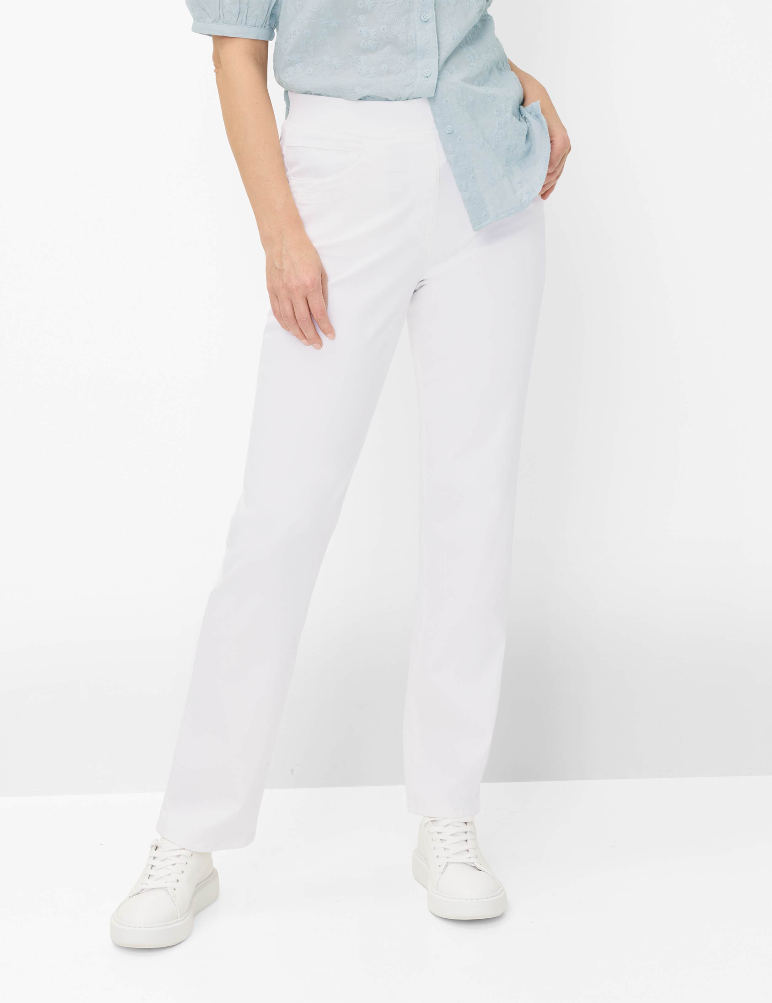 Tinten van wit, Dames, Style CARINA FUN, MODEL_FRONT_ISHOP