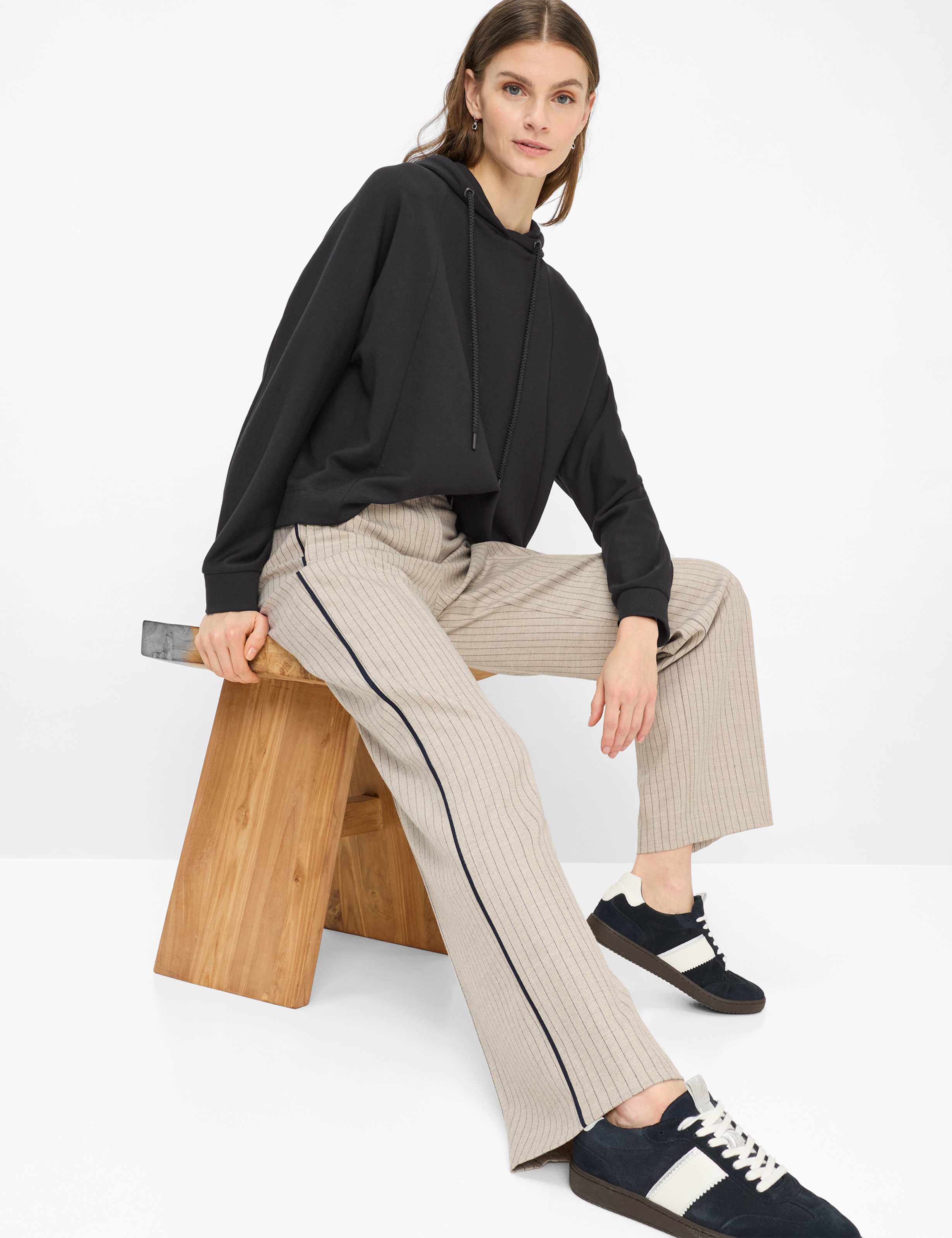 Dame Style MAINE Lysbeige Wide Leg Detalje 1