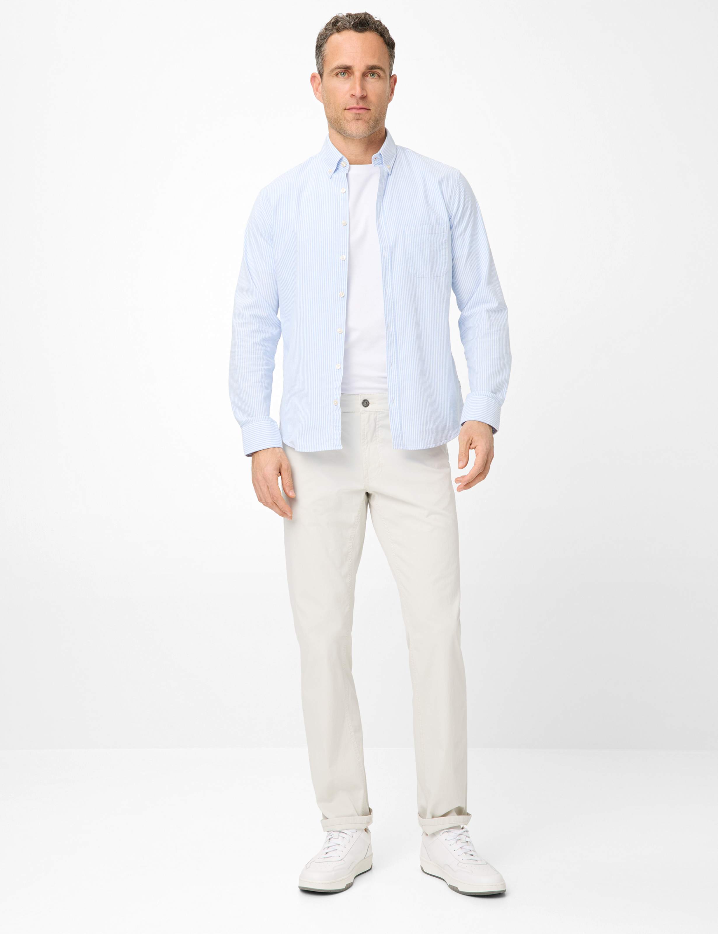Homme Style CARLOS Beige Clair Regular Fit Tenue du mannequin