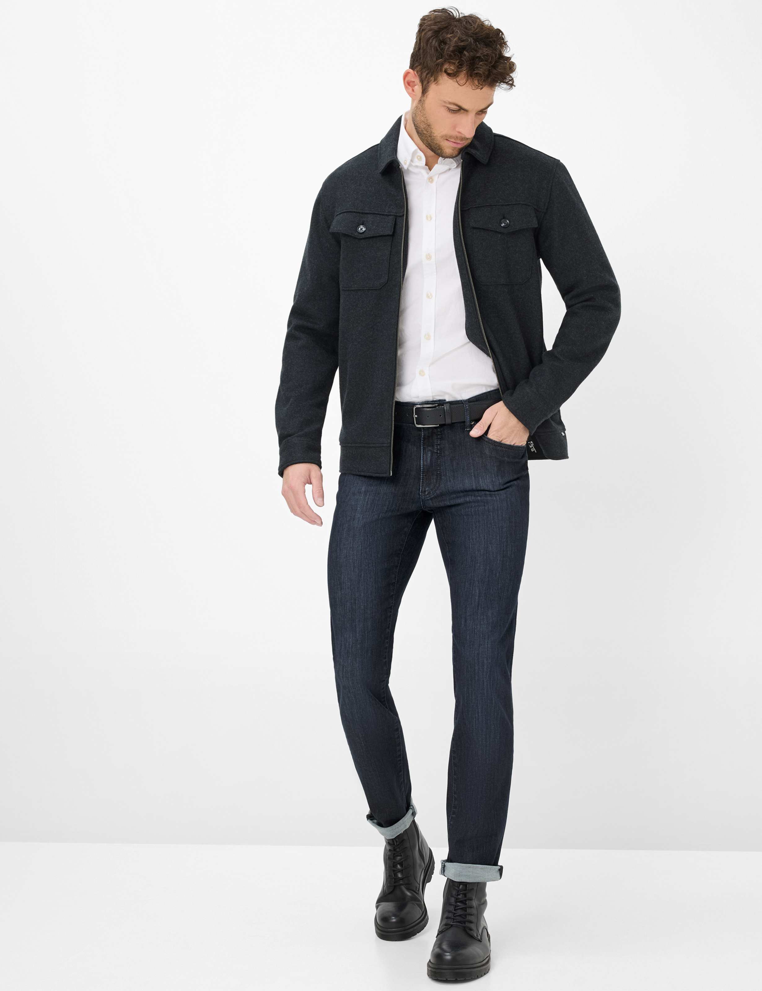 Herren Style CHUCK Denim Blau Modern Fit Model Outfit