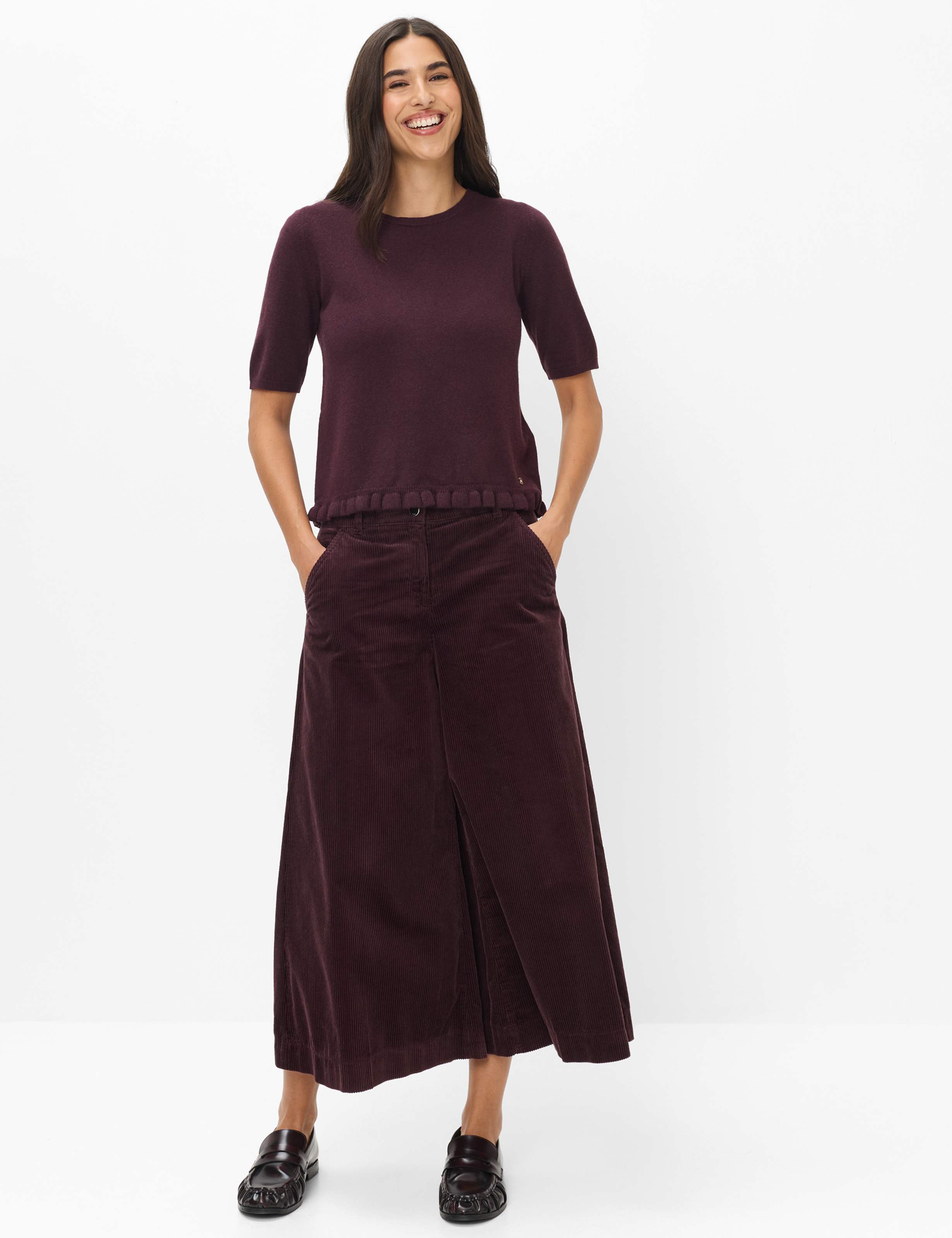Dames Style NINA Donkerpaars  Model outfit