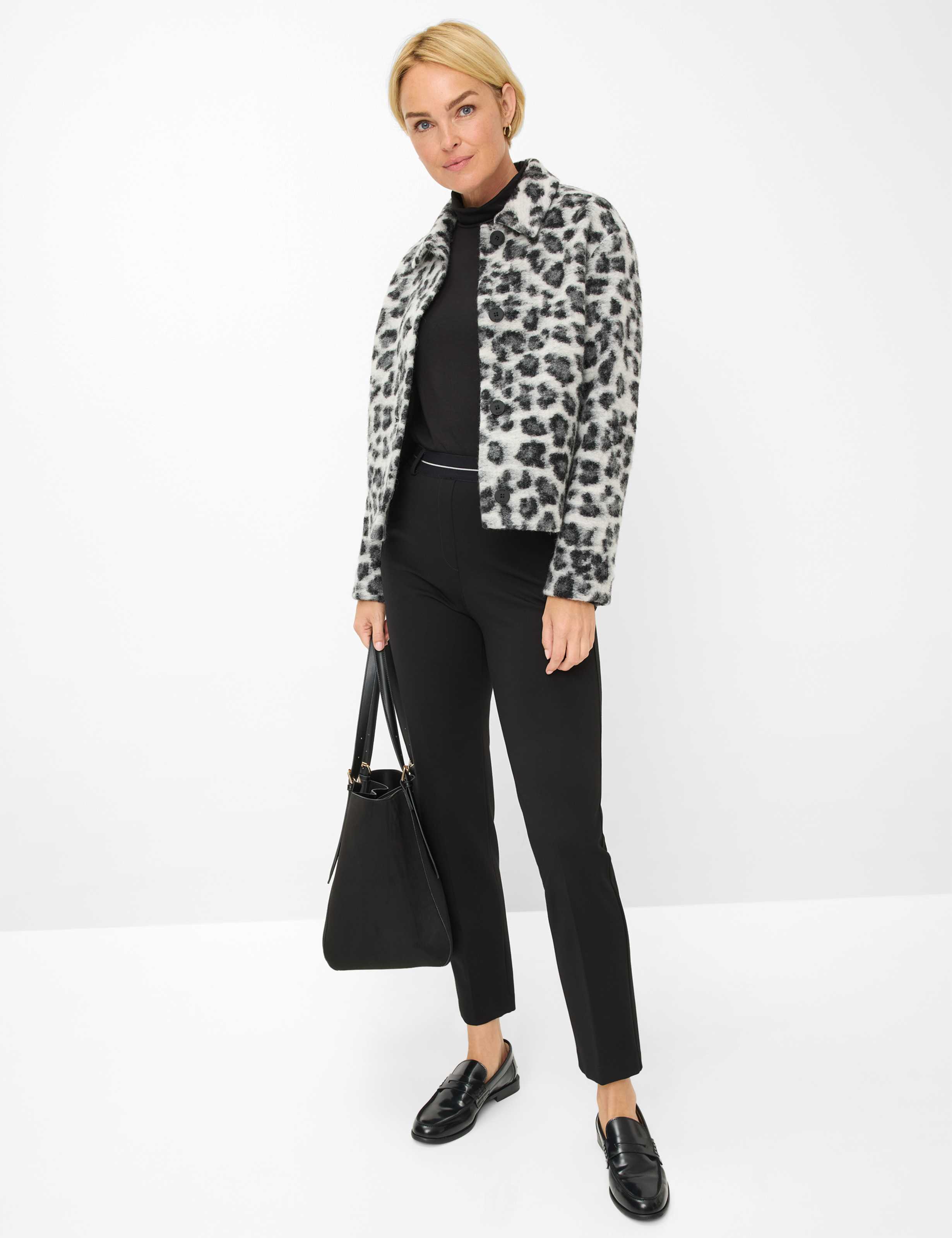 Dames Style CILLY Zwart Comfort Plus Fit Model outfit