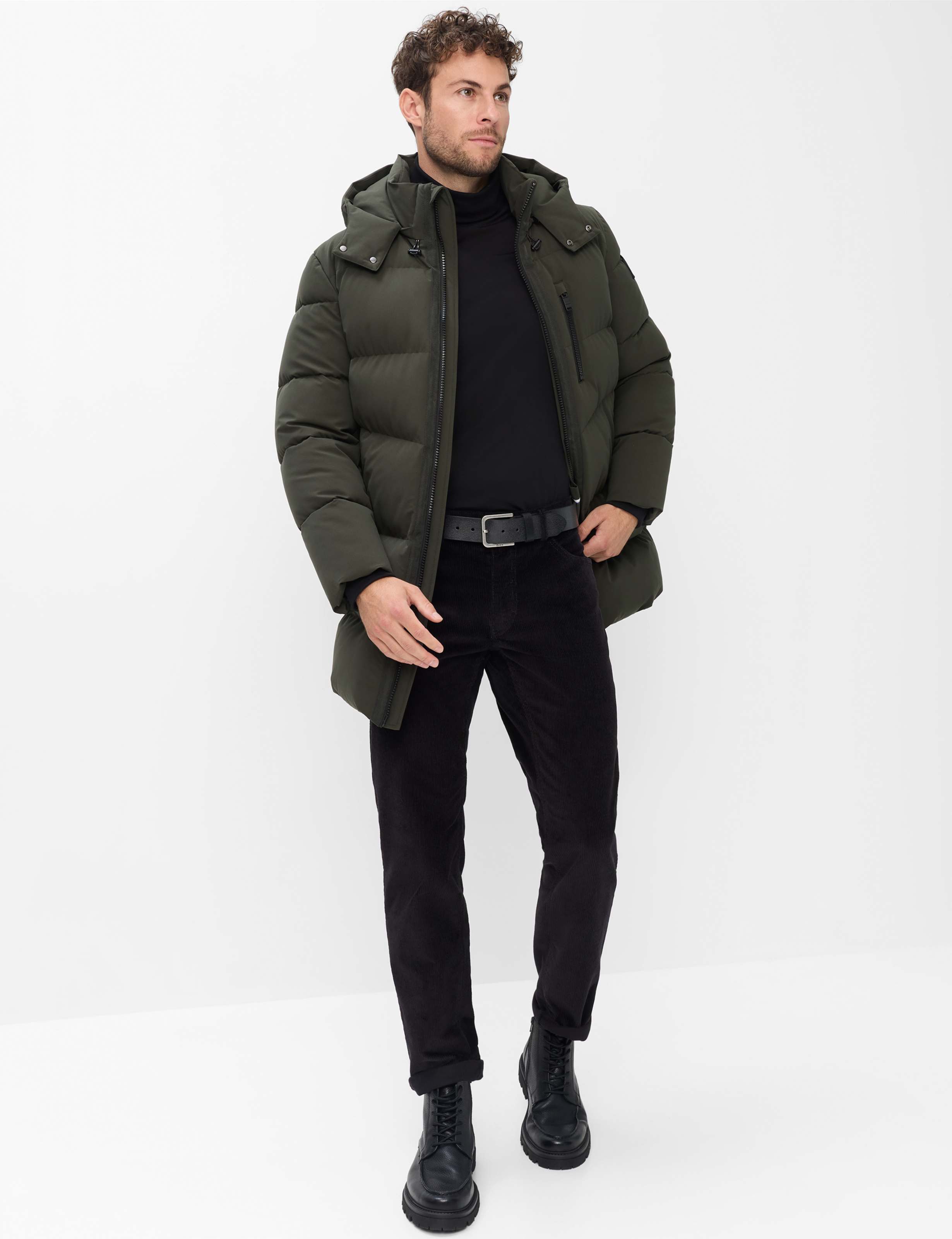 Men Style GARRETT Dark Green  Model Outfit