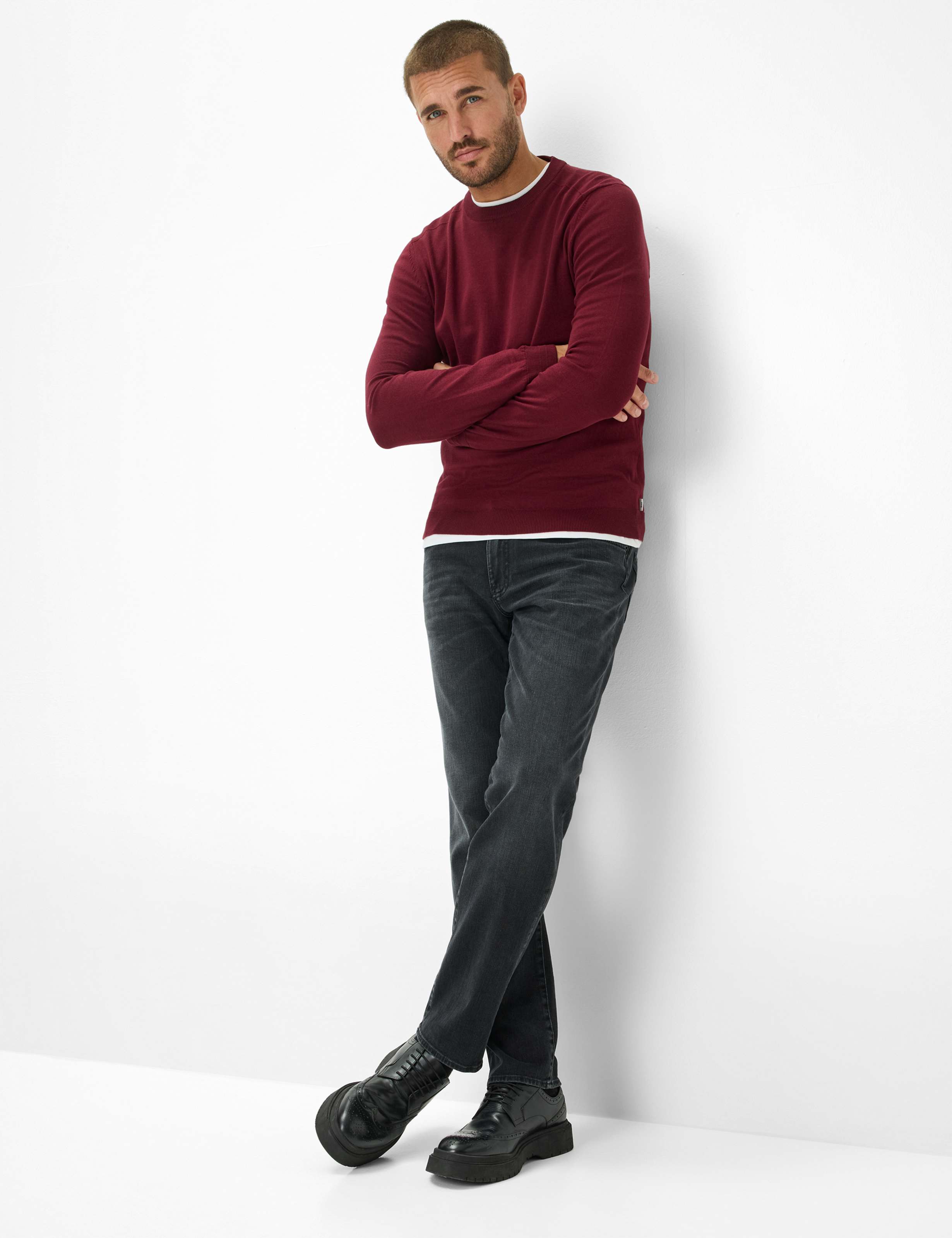 Homme Style RICK Rouge Foncé  Tenue du mannequin