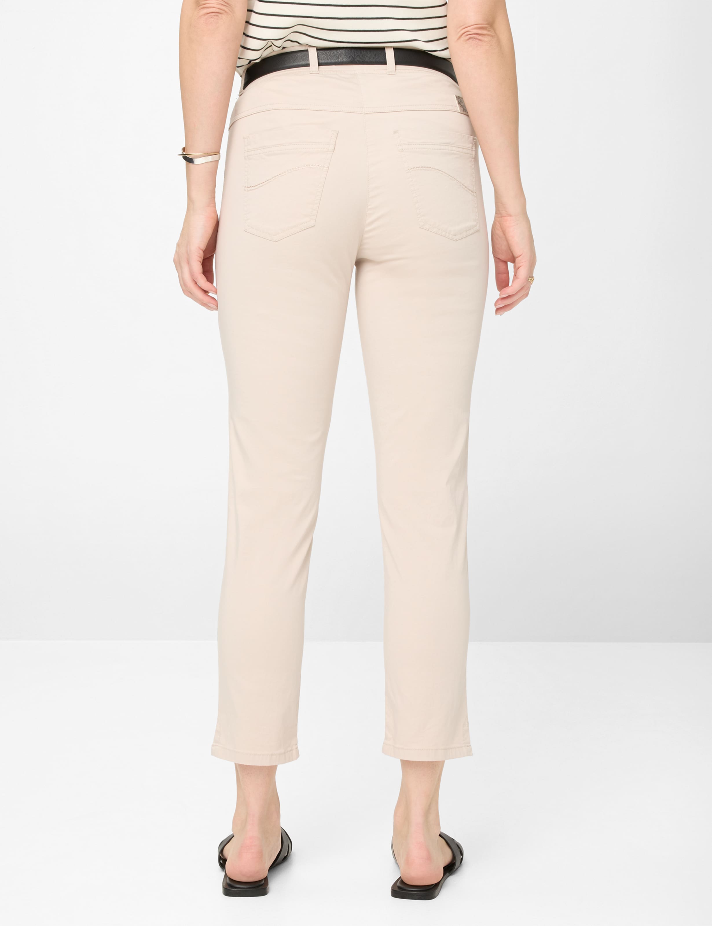 Femme Style LAVINA ZIP 6/8 Beige Super Slim Fit Dos mannequin
