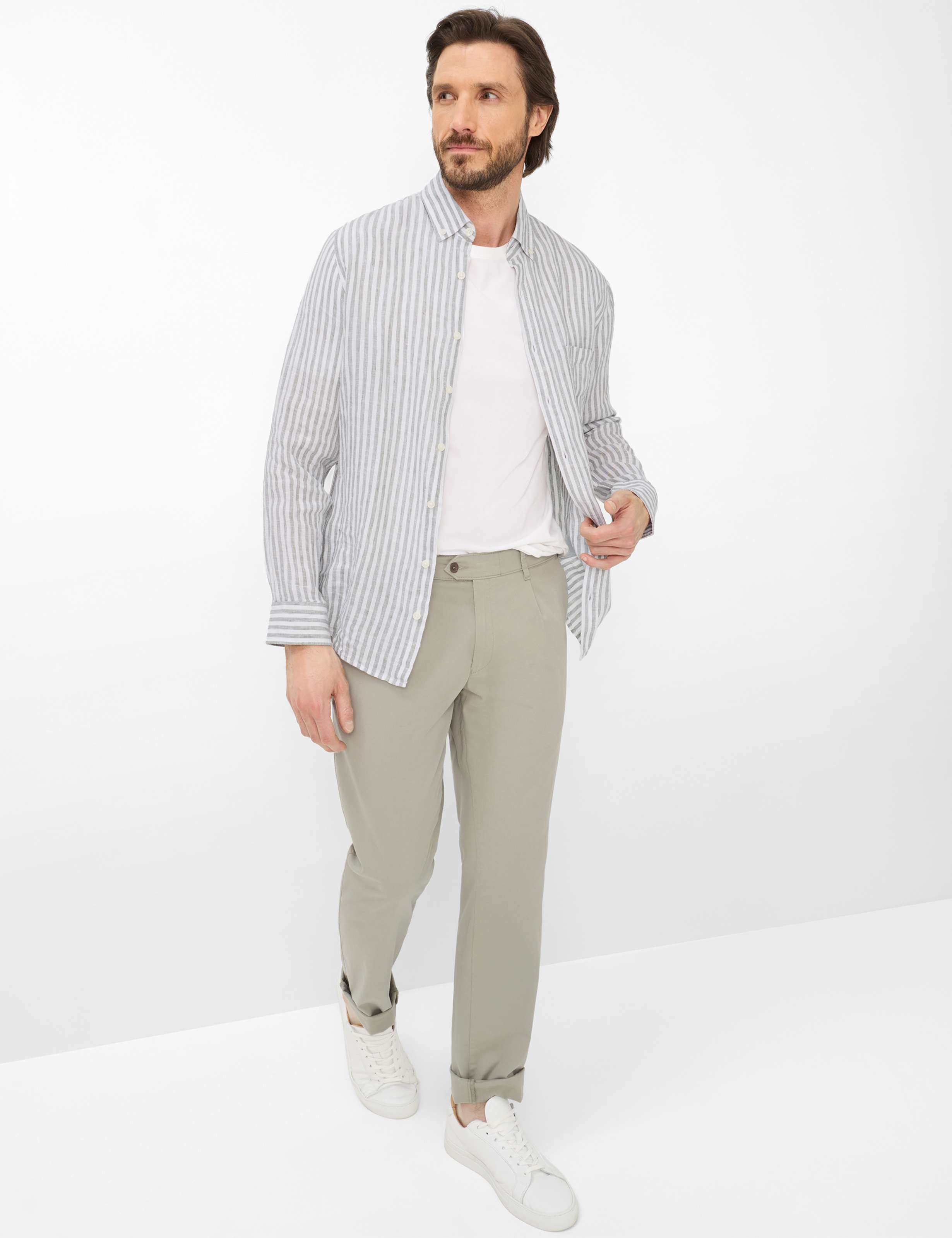 Homme Style LUIS Vert - Khaki Regular Fit Tenue du mannequin
