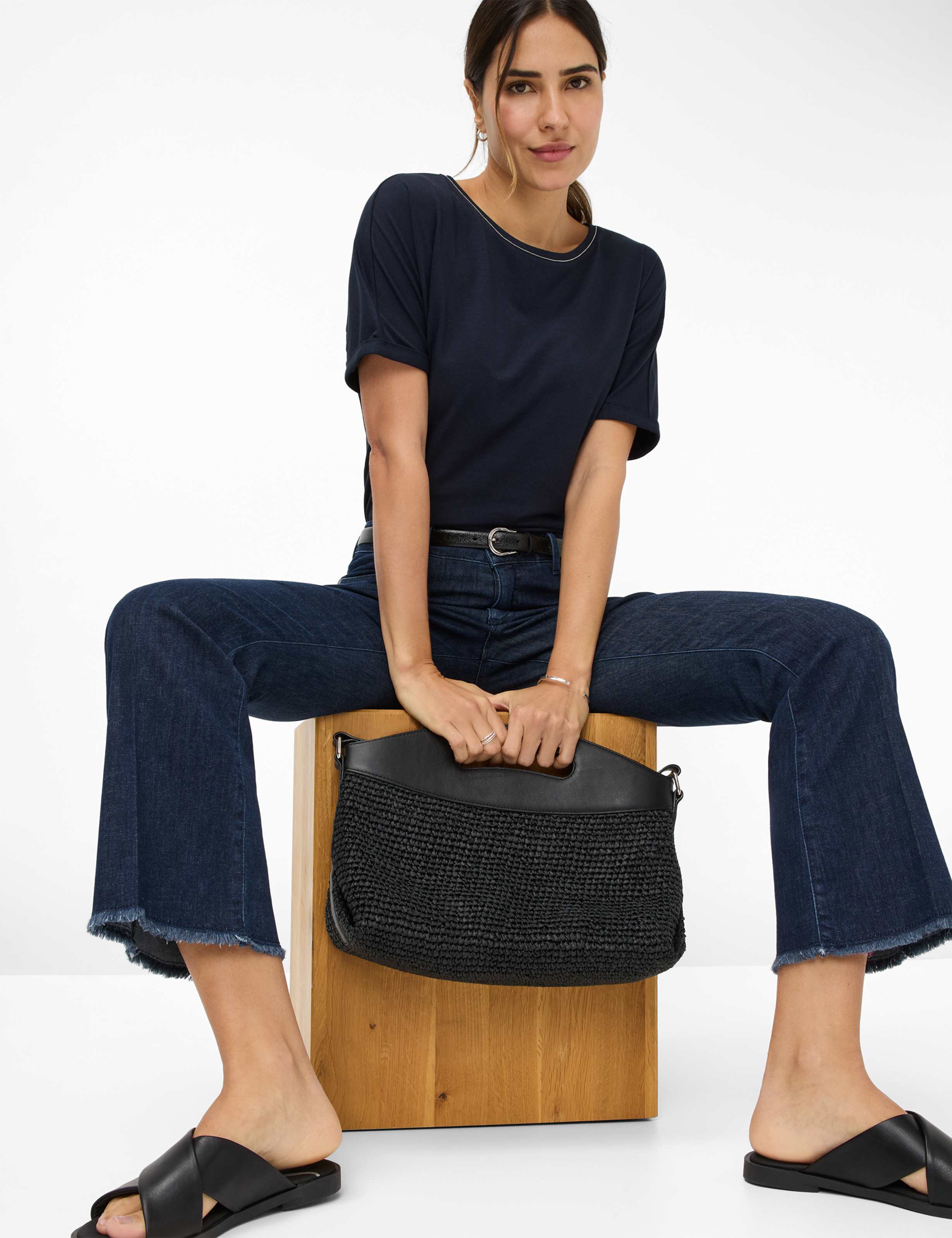 Women Style SHAKIRA S Denim Dark Blue Slim Fit Detail 1