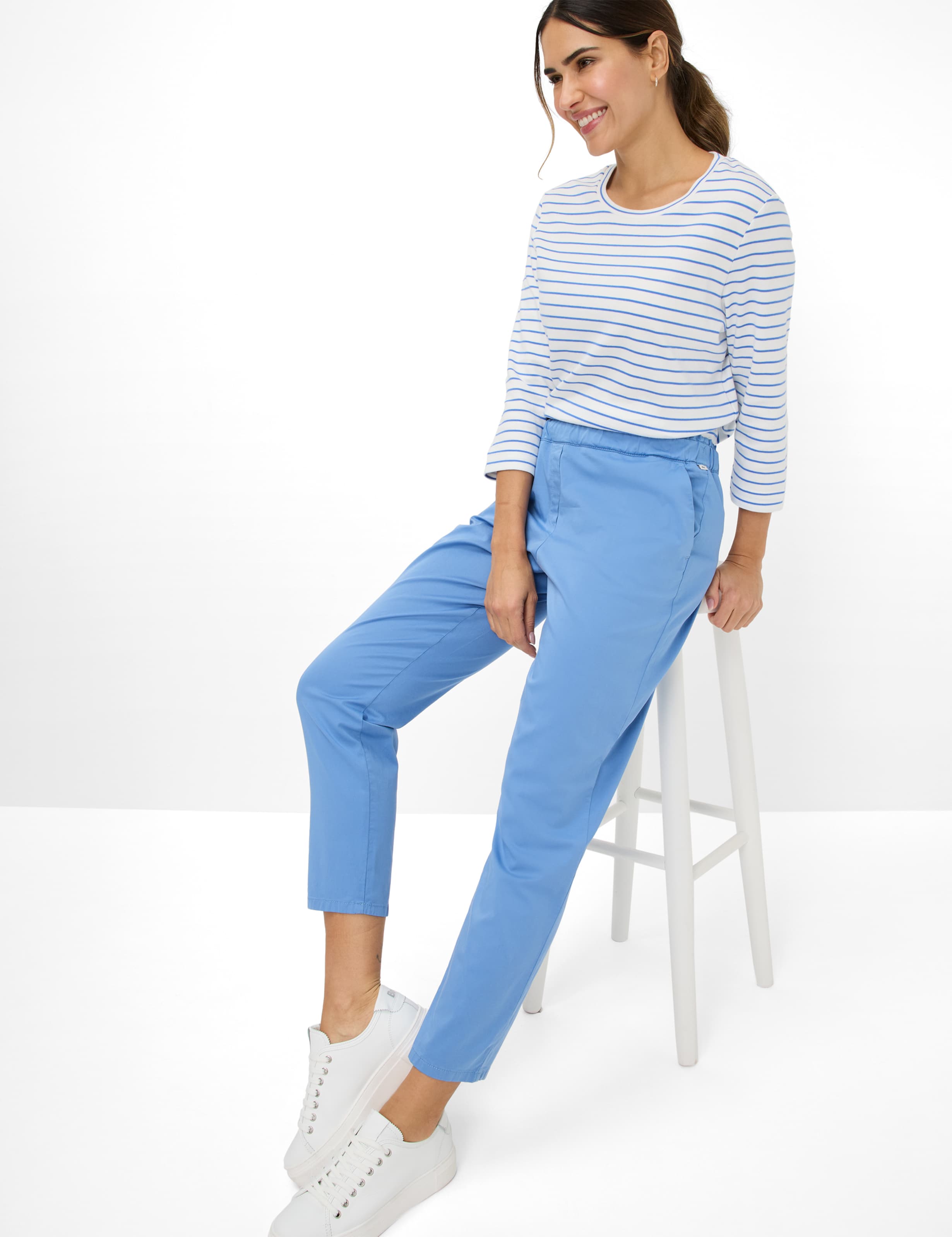 Women Style MONA S Blue Relaxed Fit Detail 1