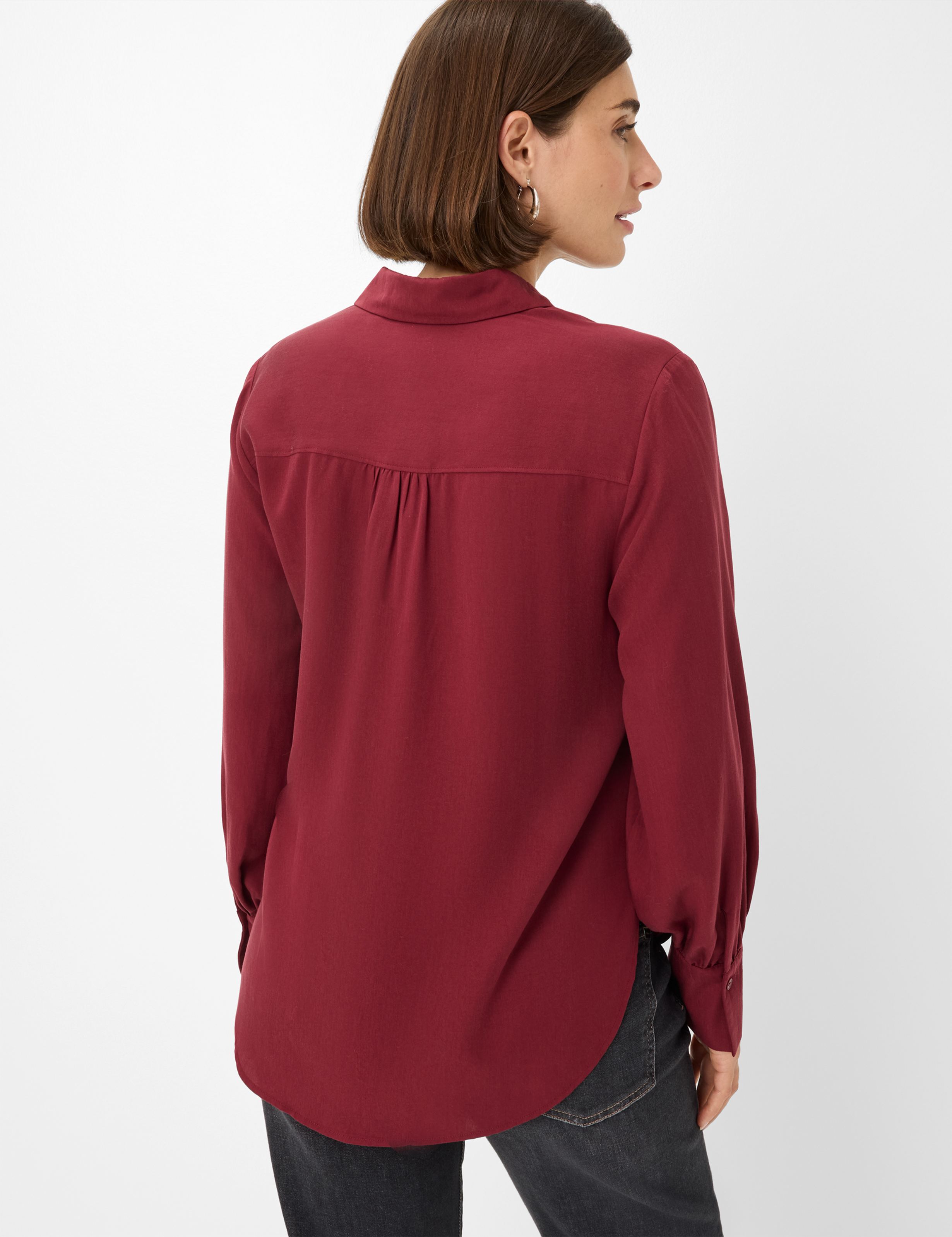 Dames Style VIC Donkerrood  Model achterkant