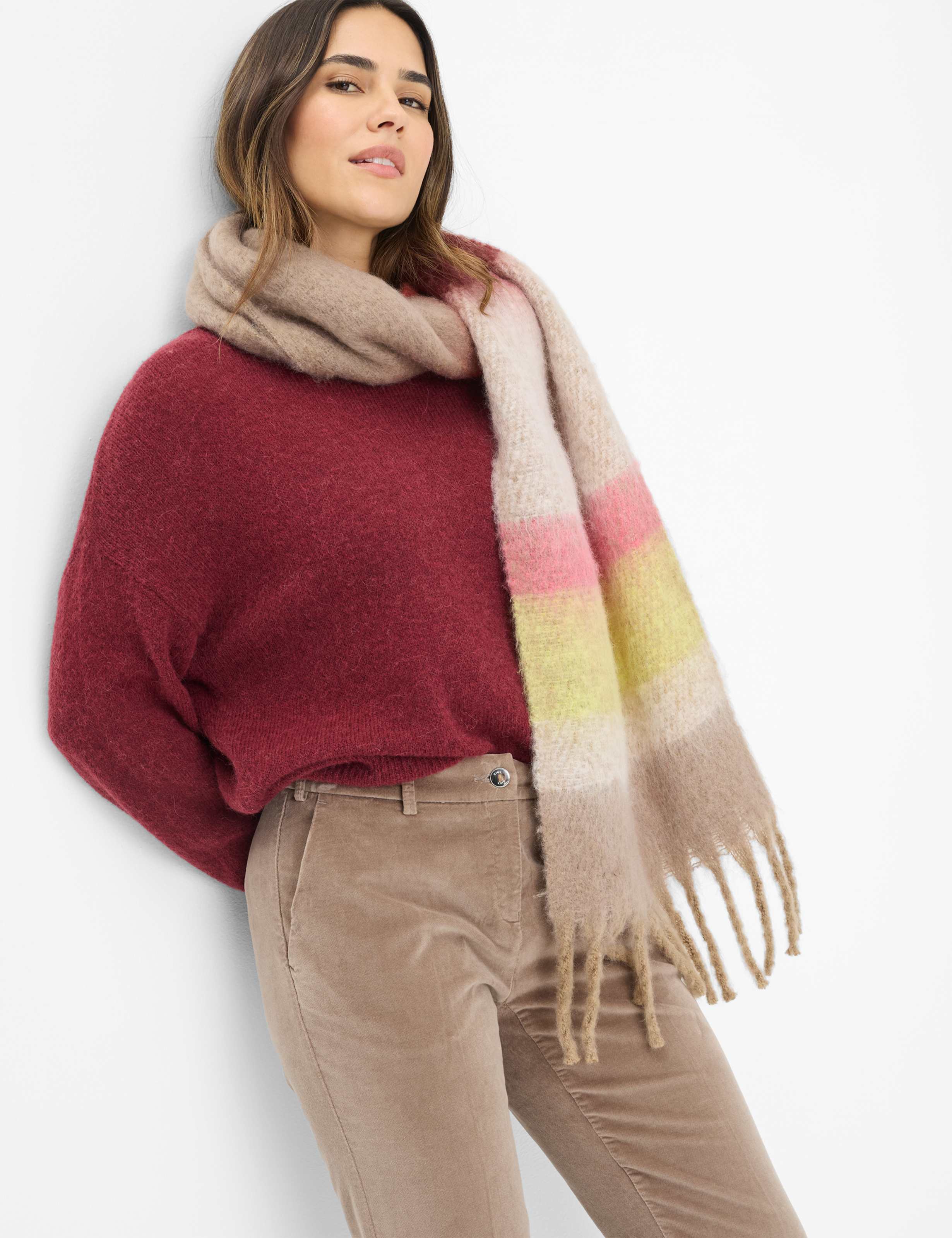 Damen Style MARON S Hellbraun Regular Fit Detail 1