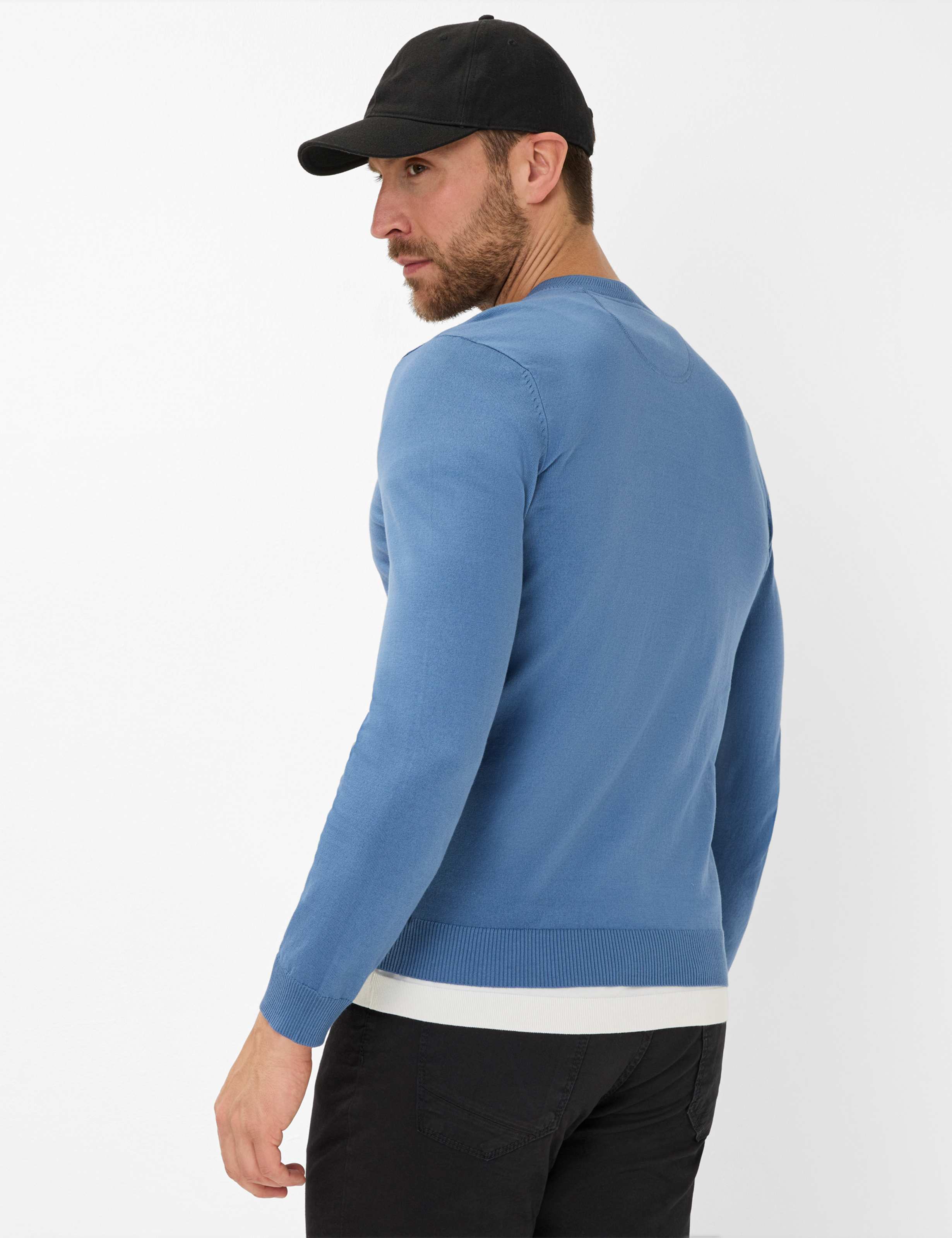 Men Style VICO Blue  Model back