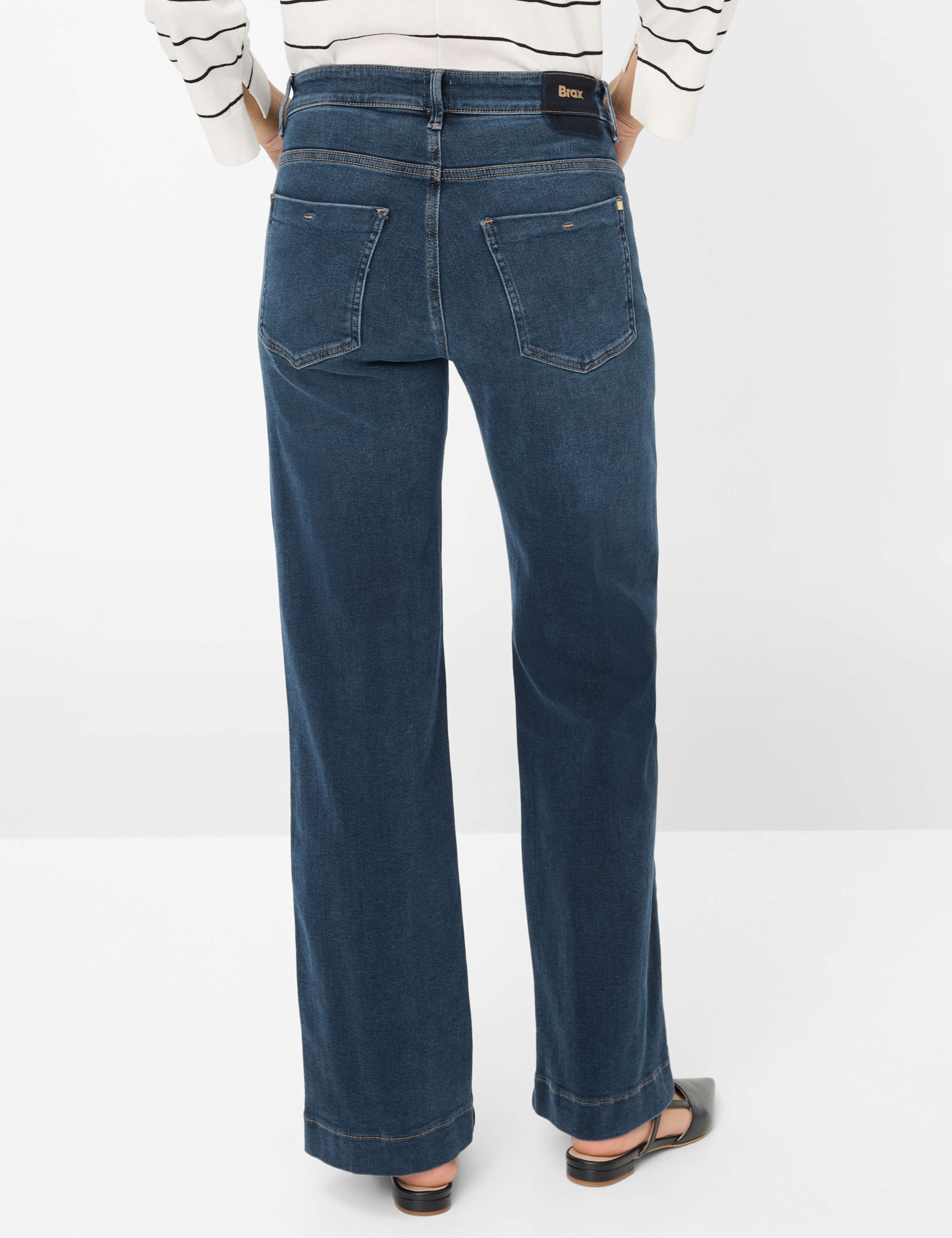 Damen Style MAINE Denim Dunkelblau Wide Leg Model Rueck