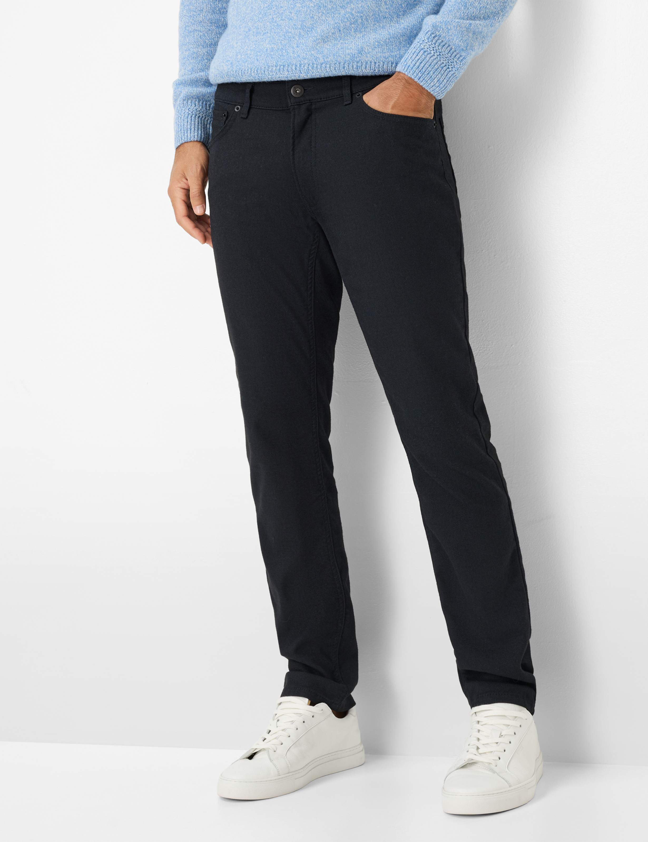 Heren Style CHUCK Donkerblauw Modern Fit Model voorkant