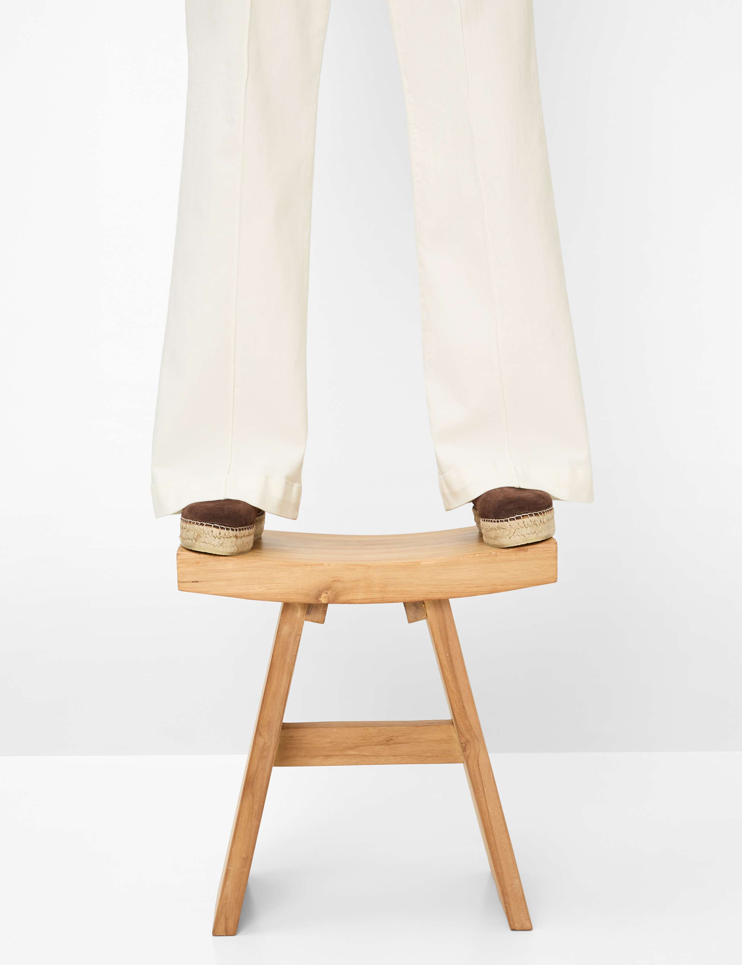 Dames Style MAINE Denim Crème Wit Wide Leg Detail 1