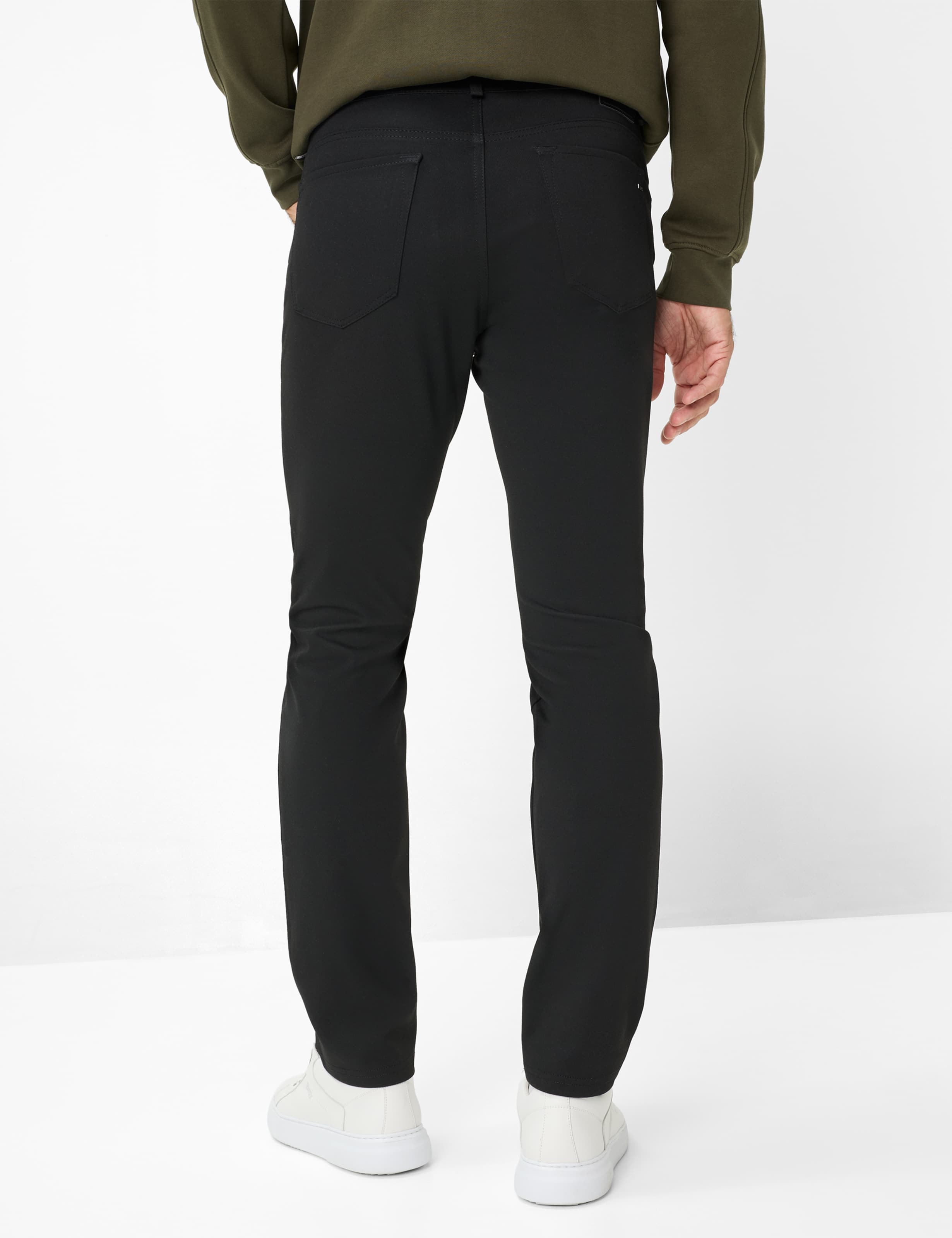 Men Style CHUCK Black Modern Fit Model back