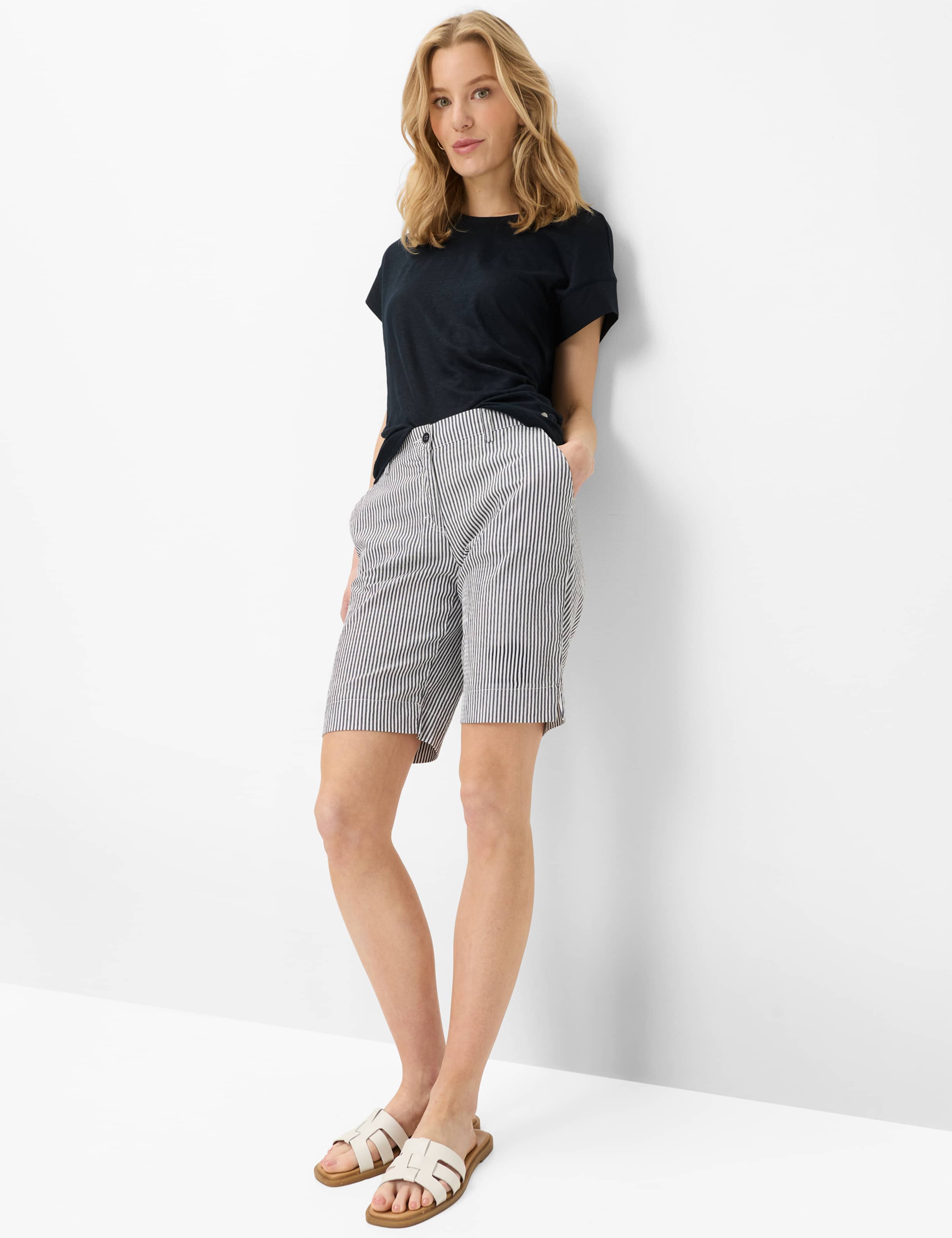 Women Style MIA B Dark Blue Regular Fit Model Outfit