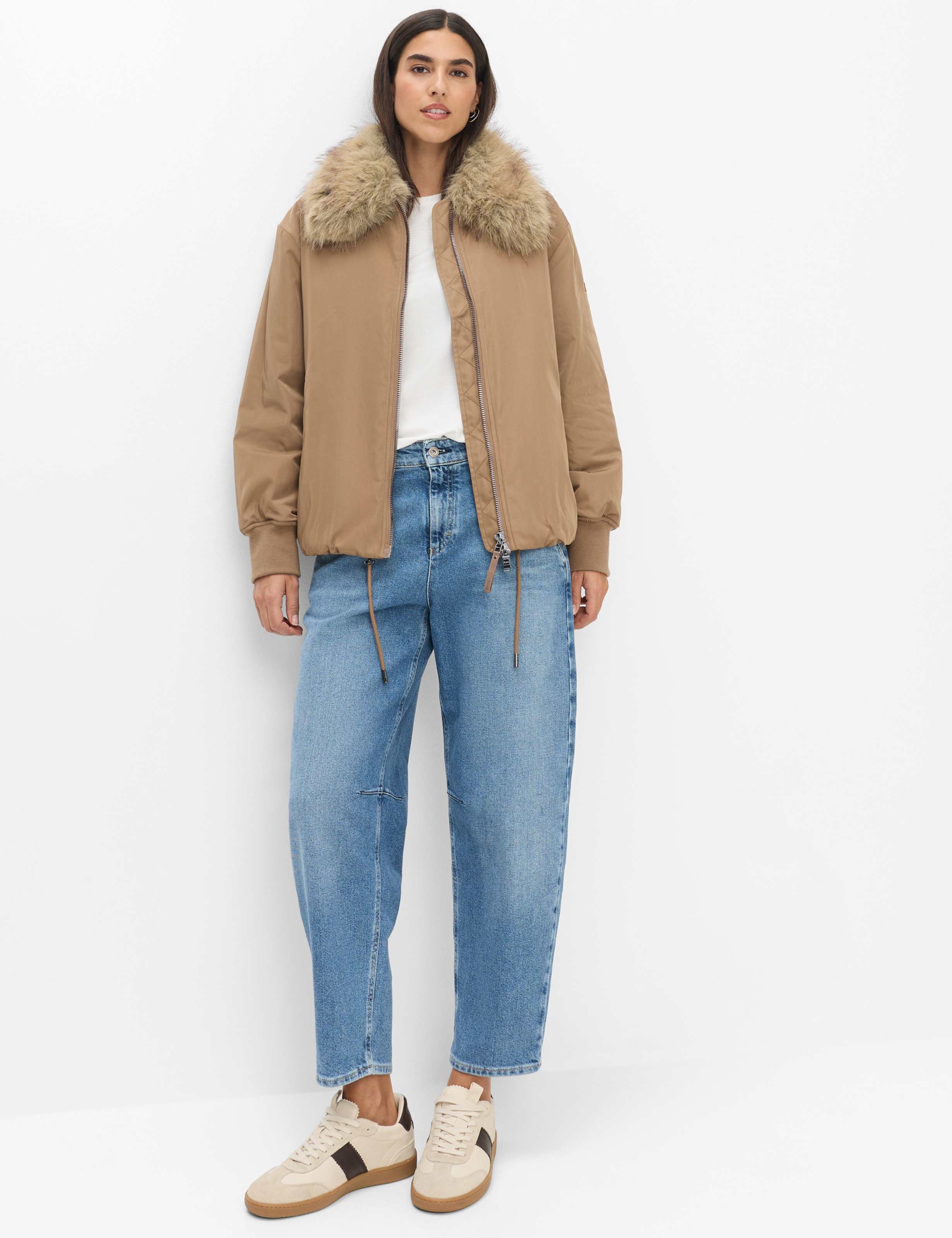 Damen Style INES Braun  Model Outfit