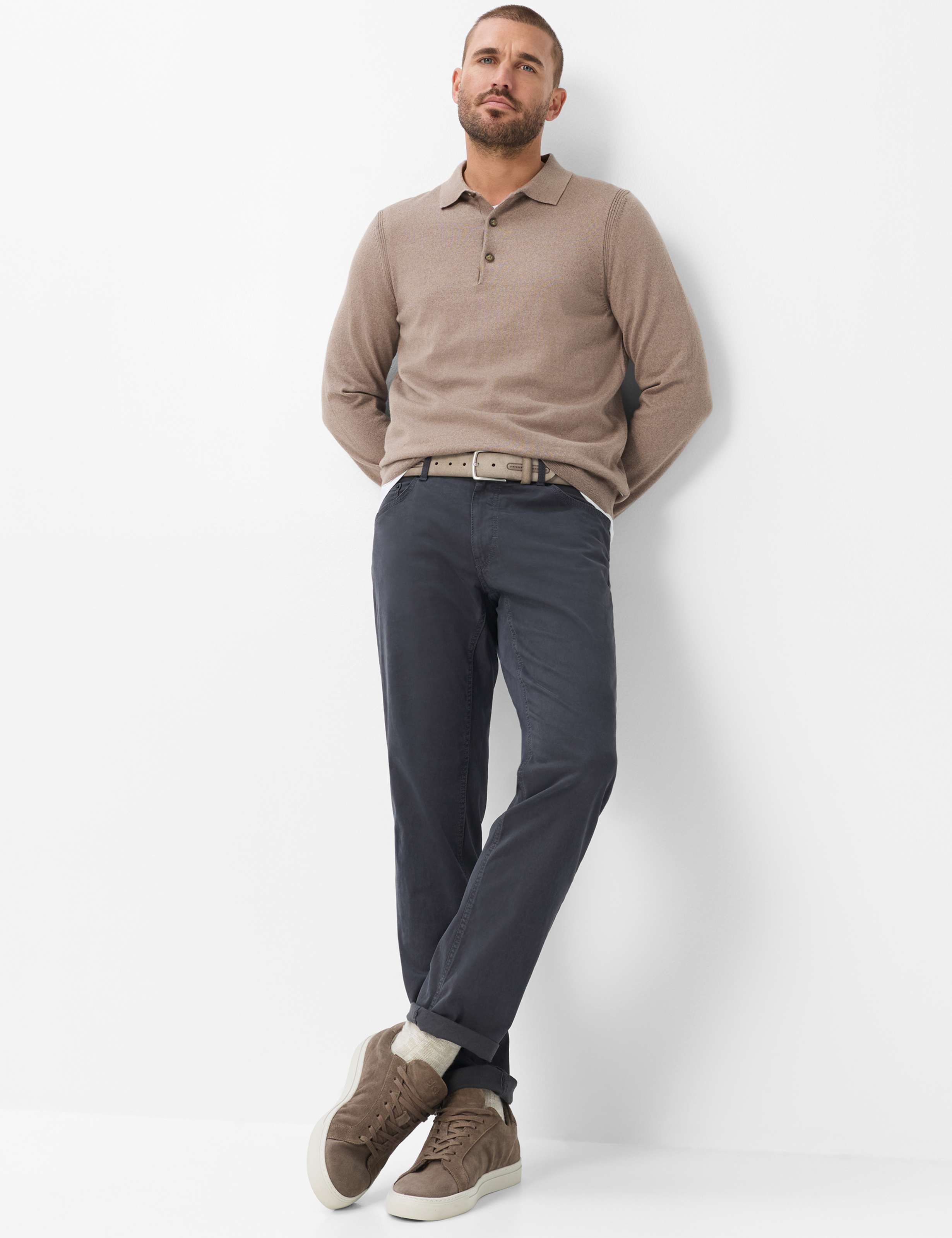 Men Style COOPER Dark Grey Regular fit Model Outfit