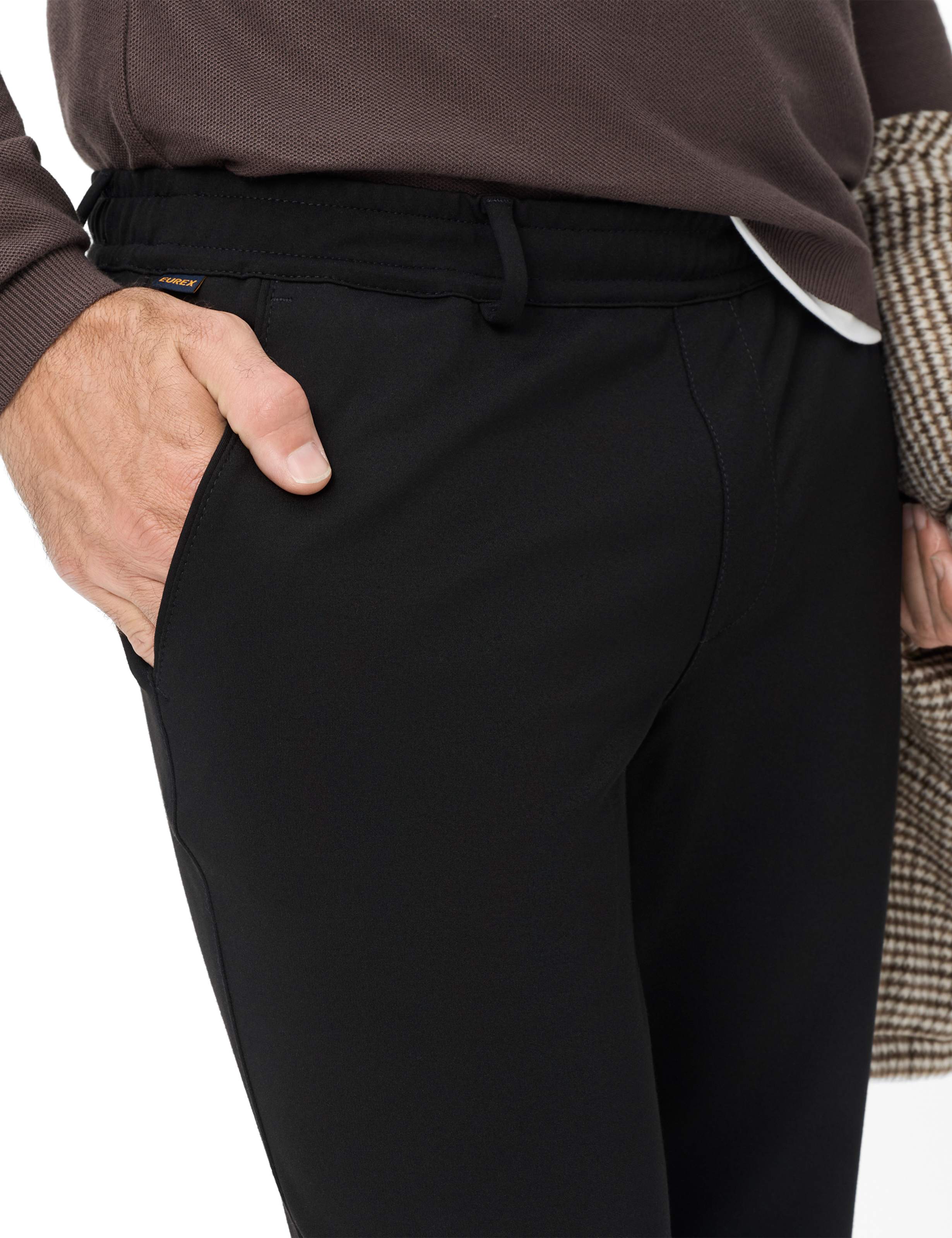 Herren Style THORE Schwarz Regular Fit Detail 1