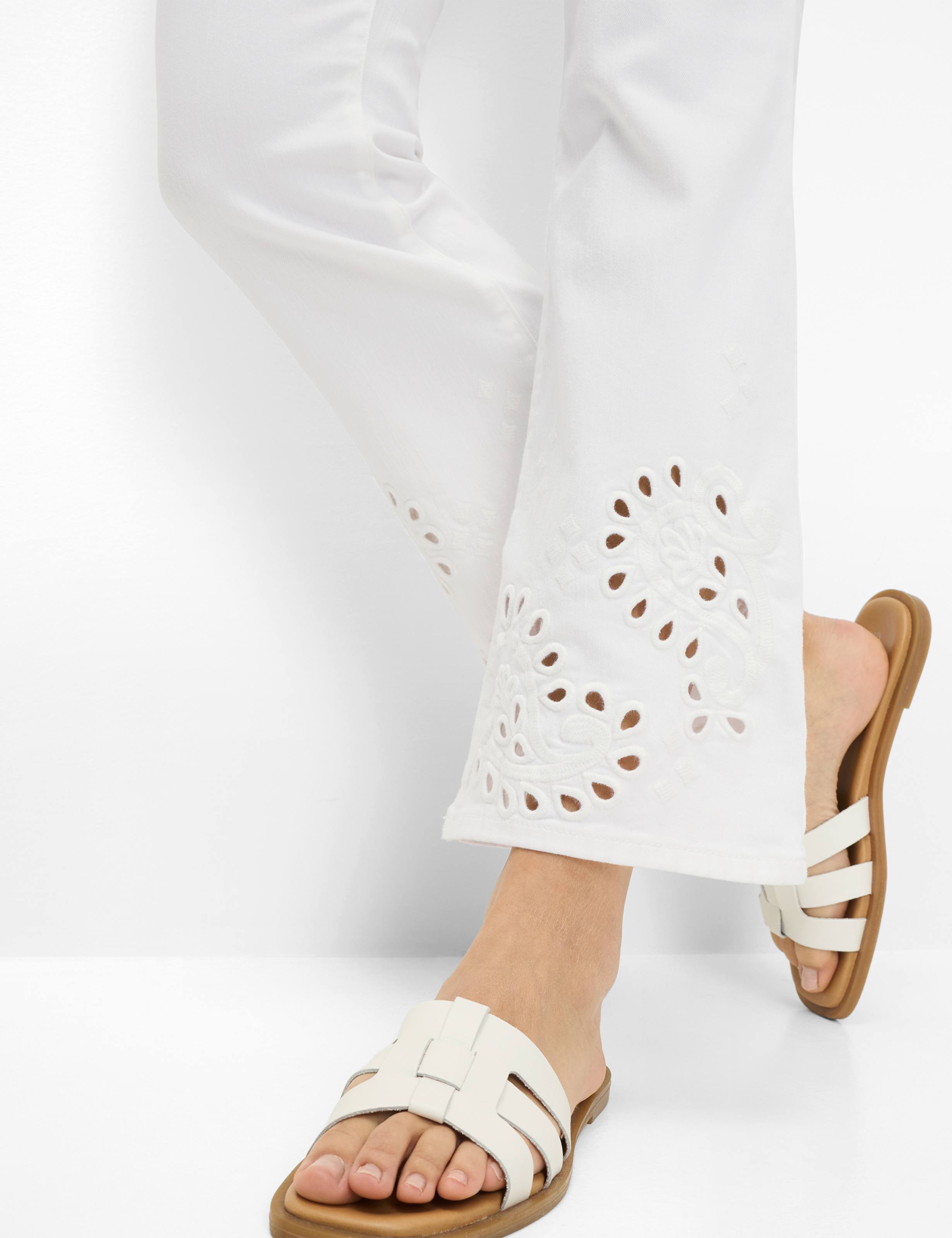 Women Style SHAKIRA S BOOT Denim White Slim Fit Detail 1