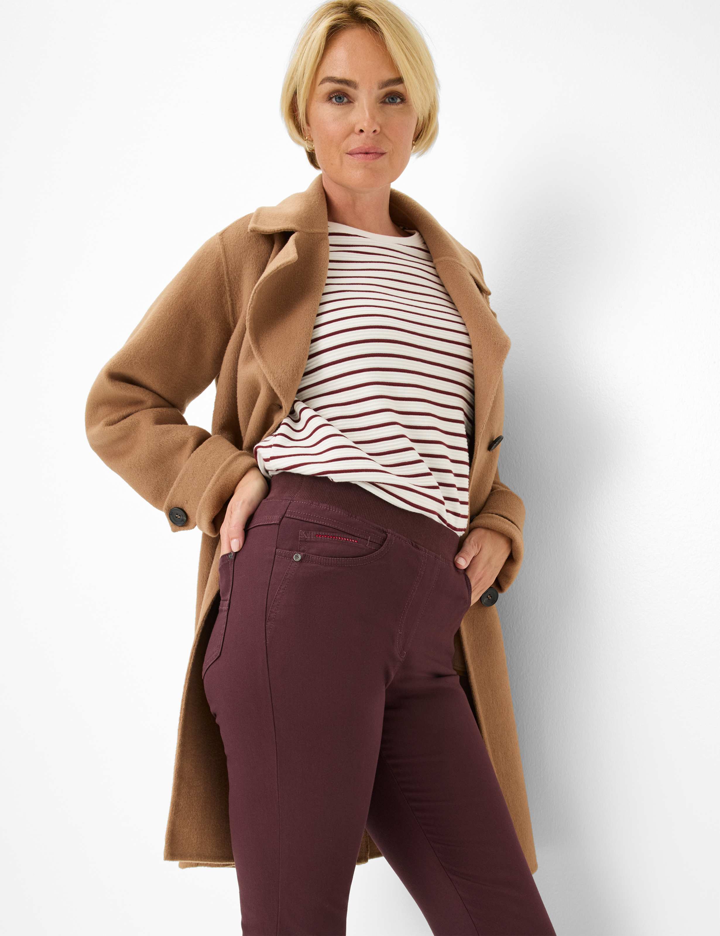 Femme Style PAMINA Rouge Foncé Slim Fit Détail 1