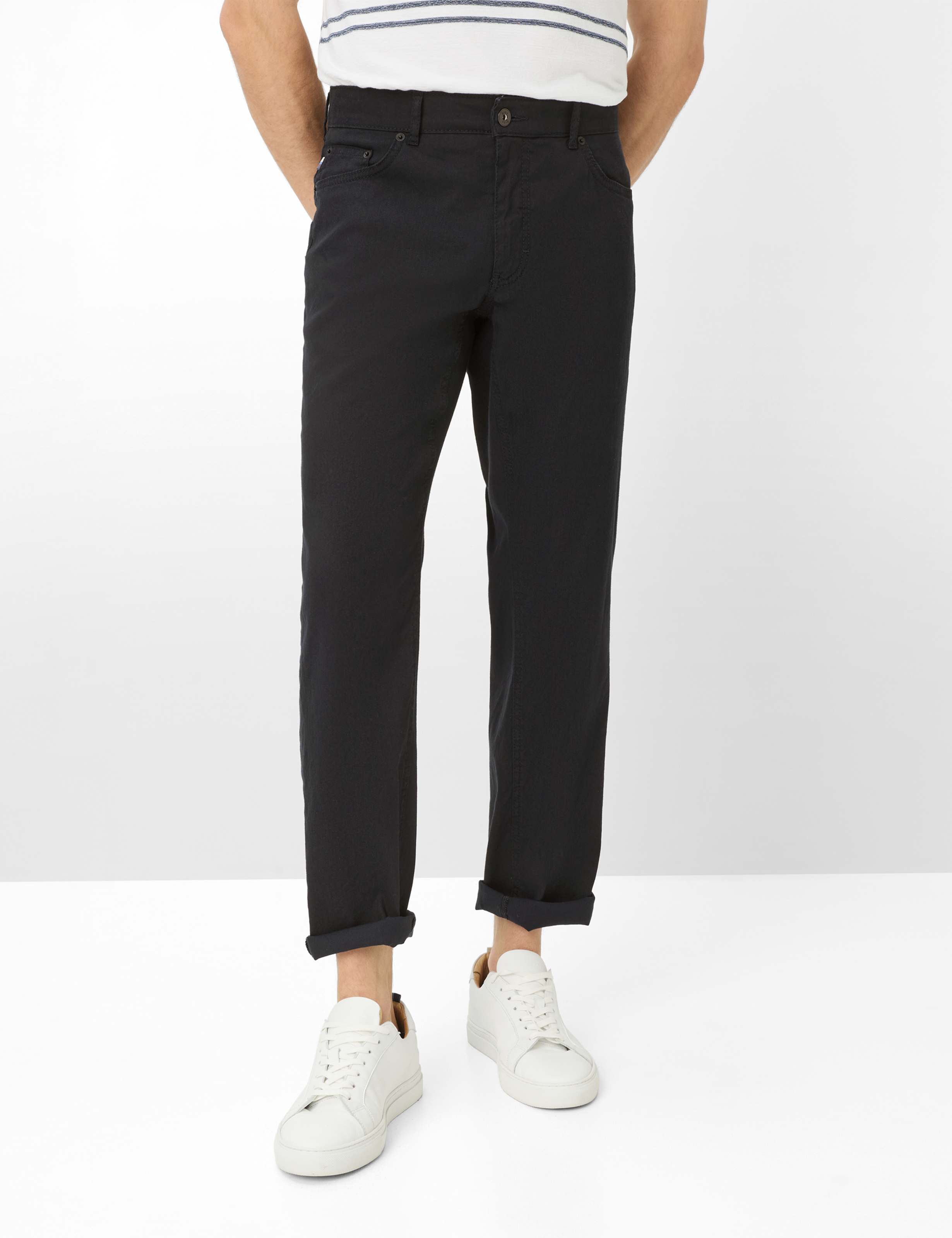 Herren Style COOPER Dunkelblau Regular Fit Model Front