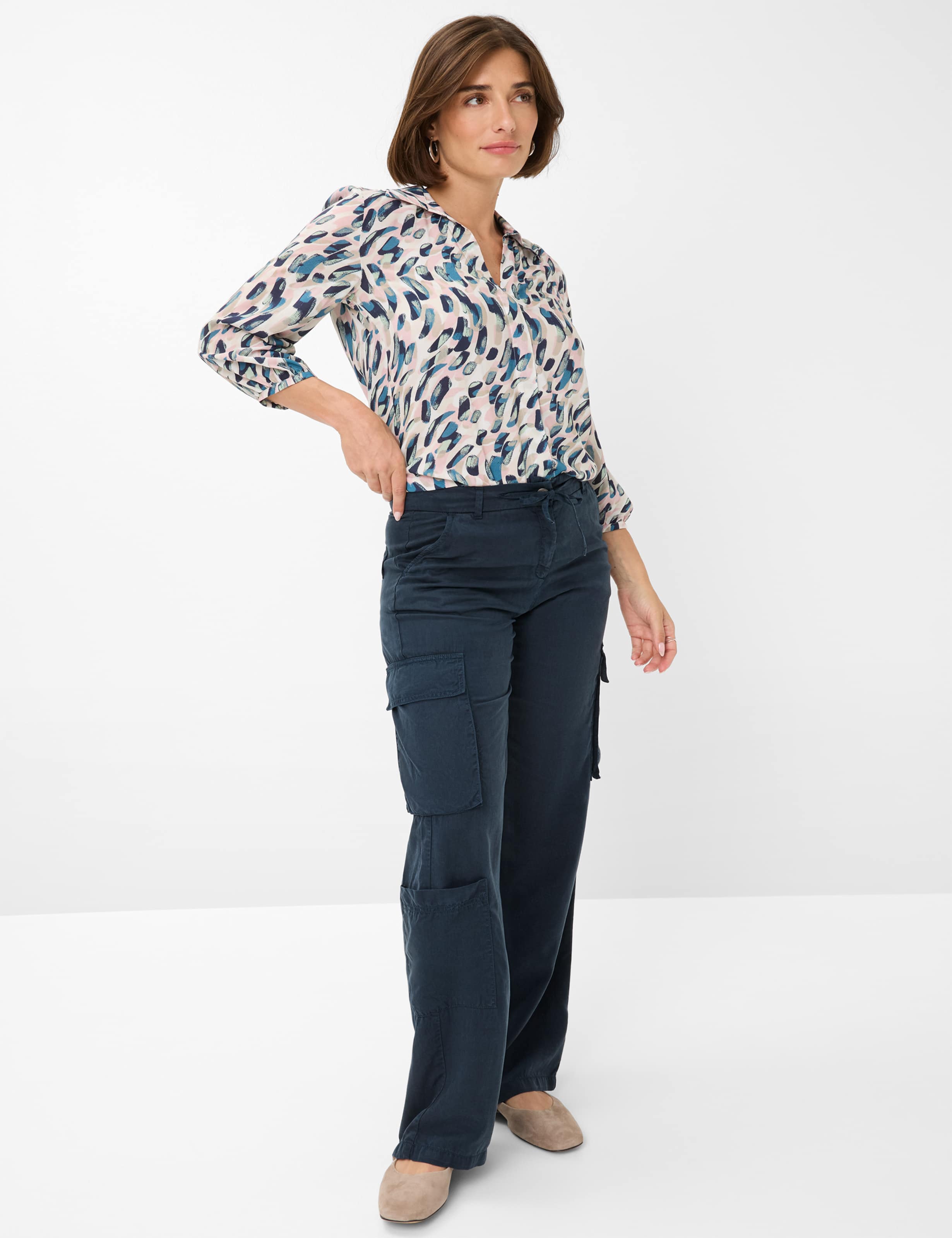 Damen Style MAINE Dunkelblau Wide Leg Model Outfit