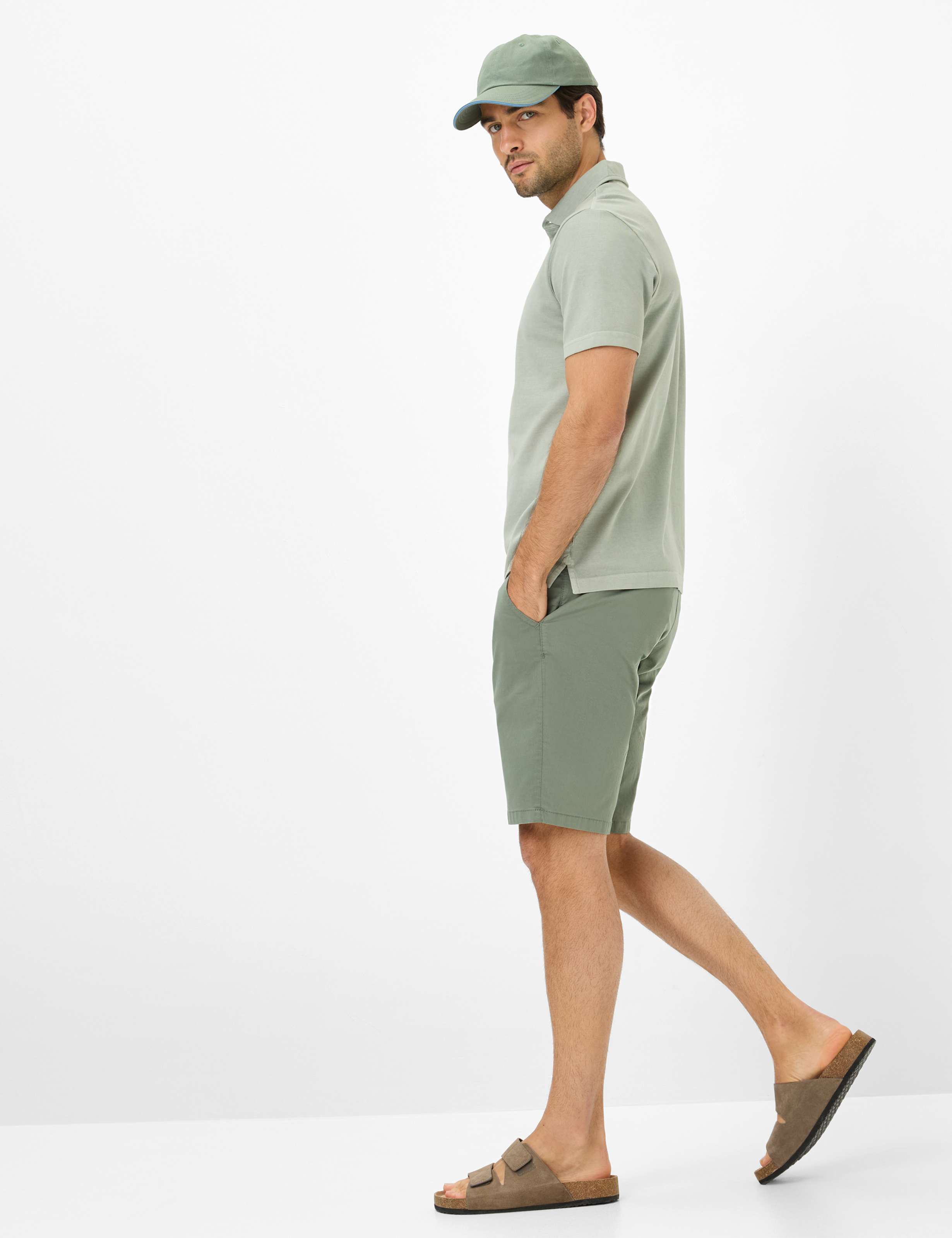 Men Style BOZEN Green Regular Fit Model Outfit