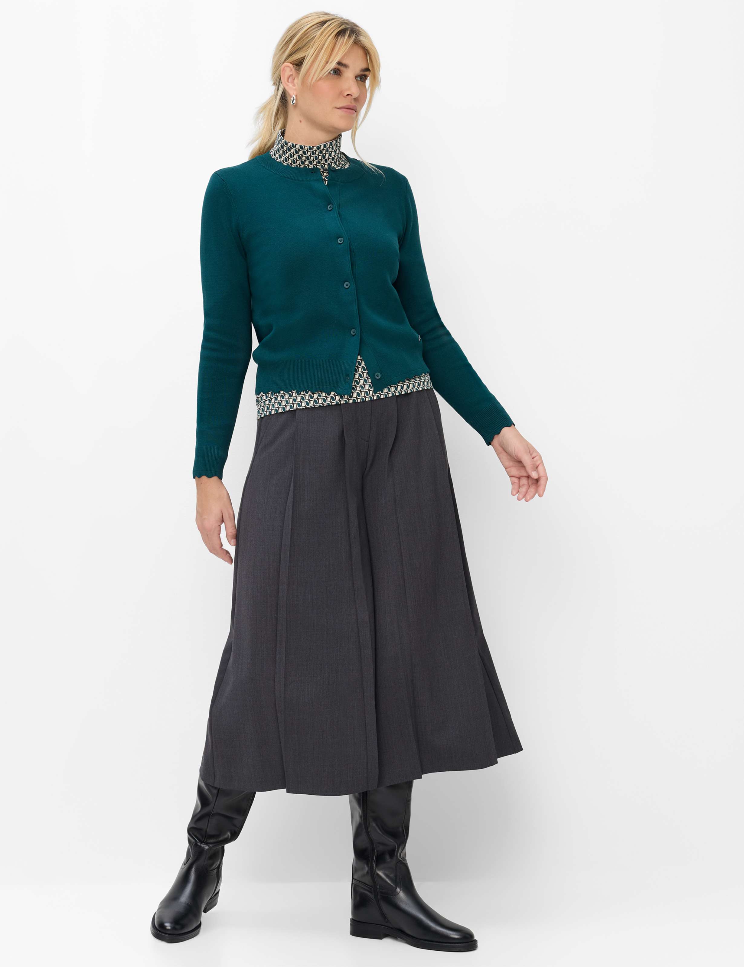 Damen Style ANN Grün  Model Outfit