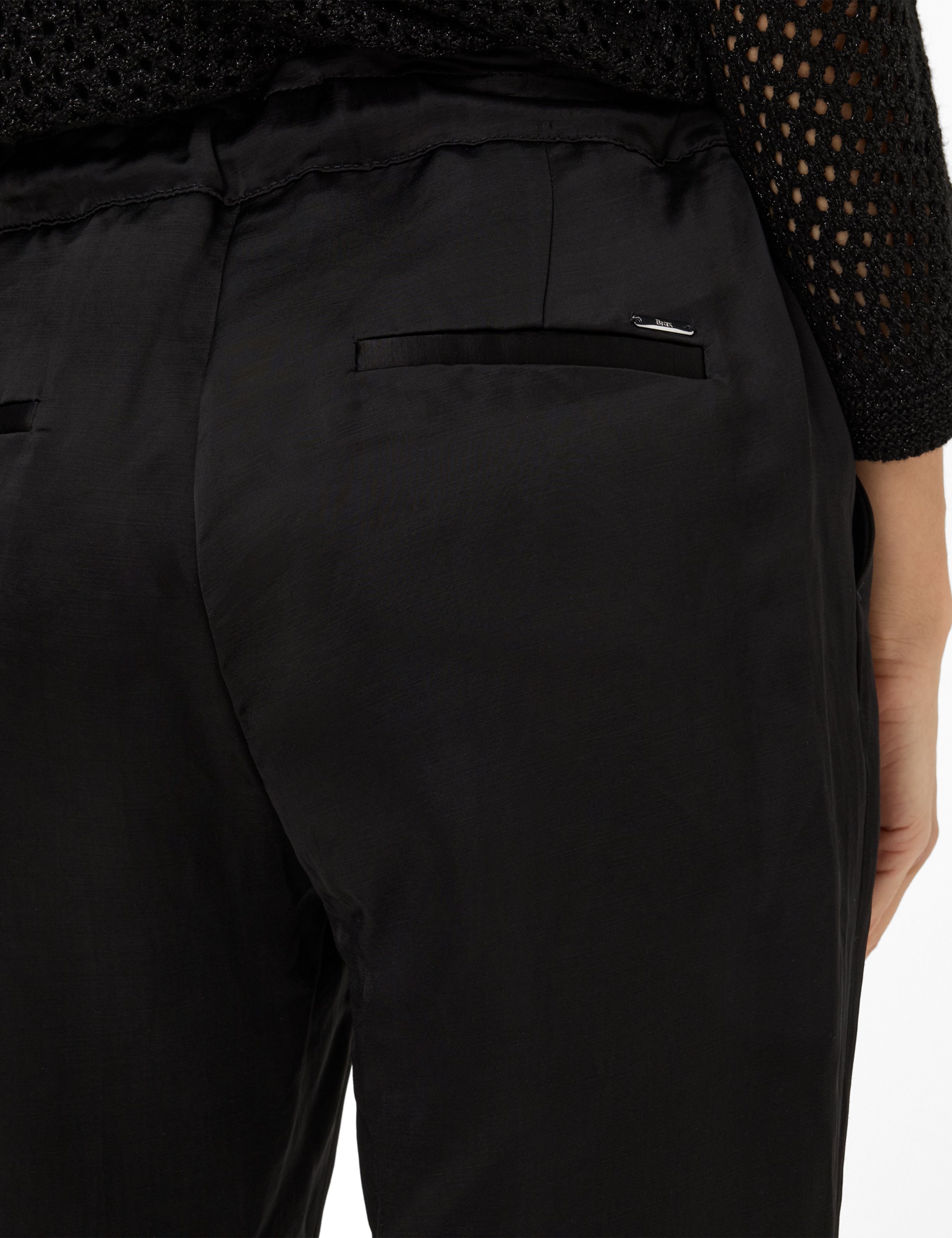Damen Style MONA S Schwarz Relaxed Fit Detail 2