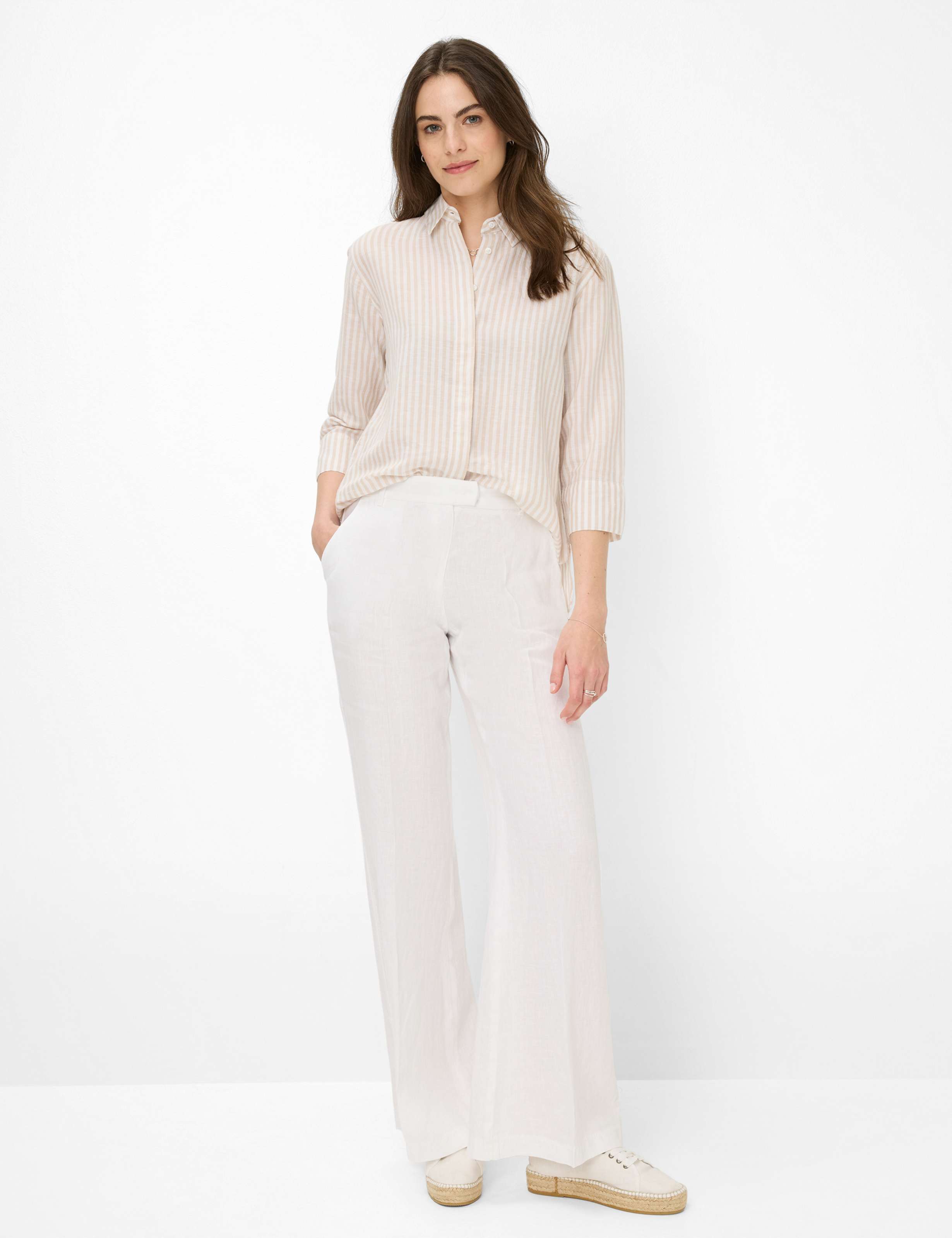 Women Style MAINE White Wide Leg Model Outfit