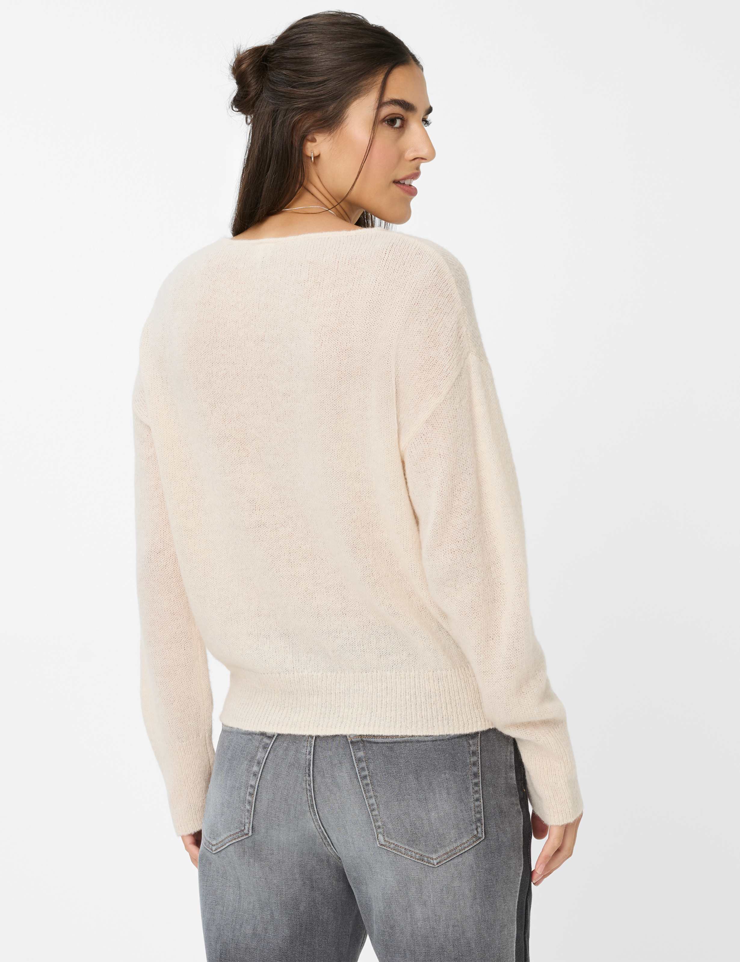 Women Style LISA Cream White  Model back